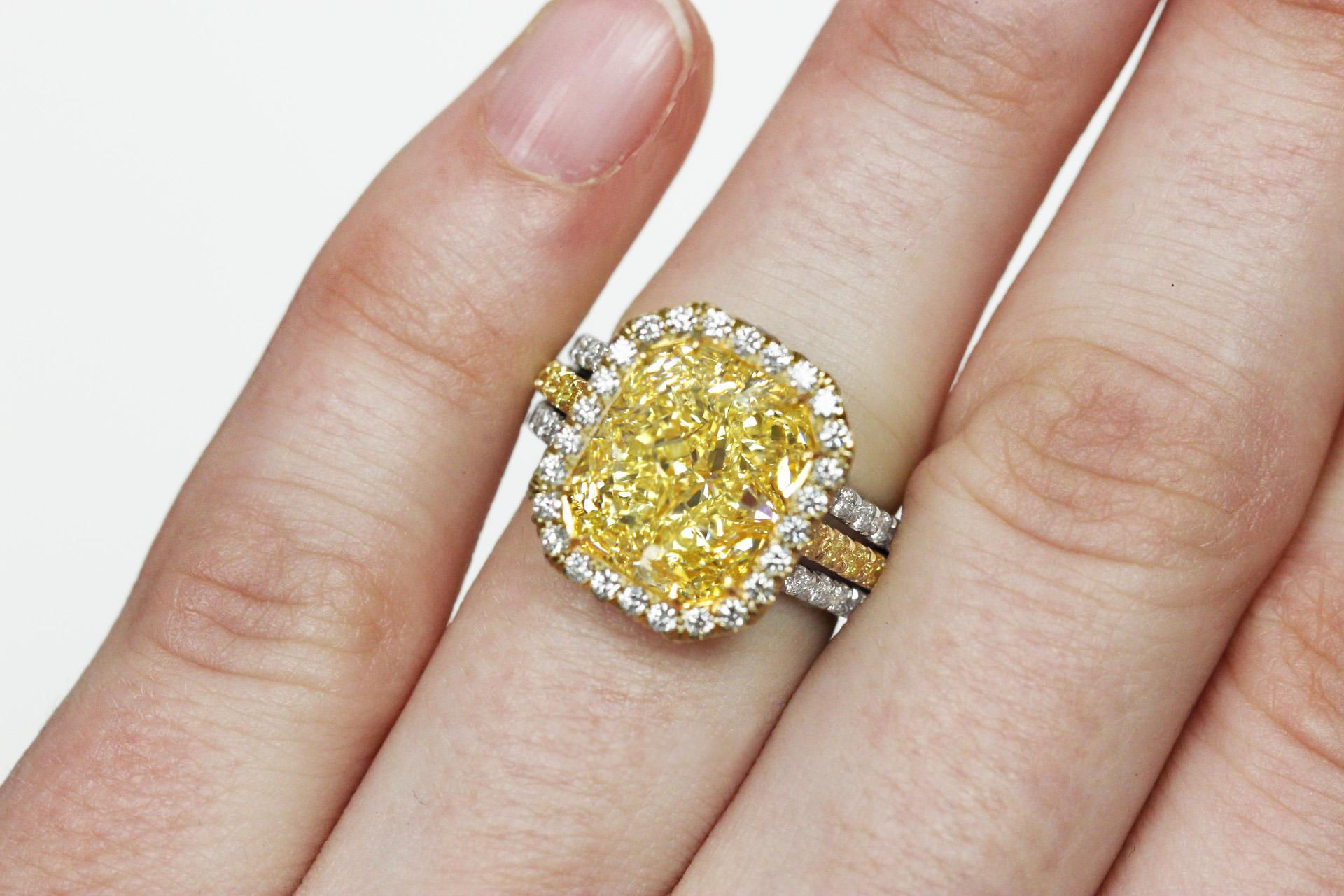 8 Carat GIA Natural Fancy Yellow Radiant Cut Diamond Engagement Ring Scarselli For Sale 1