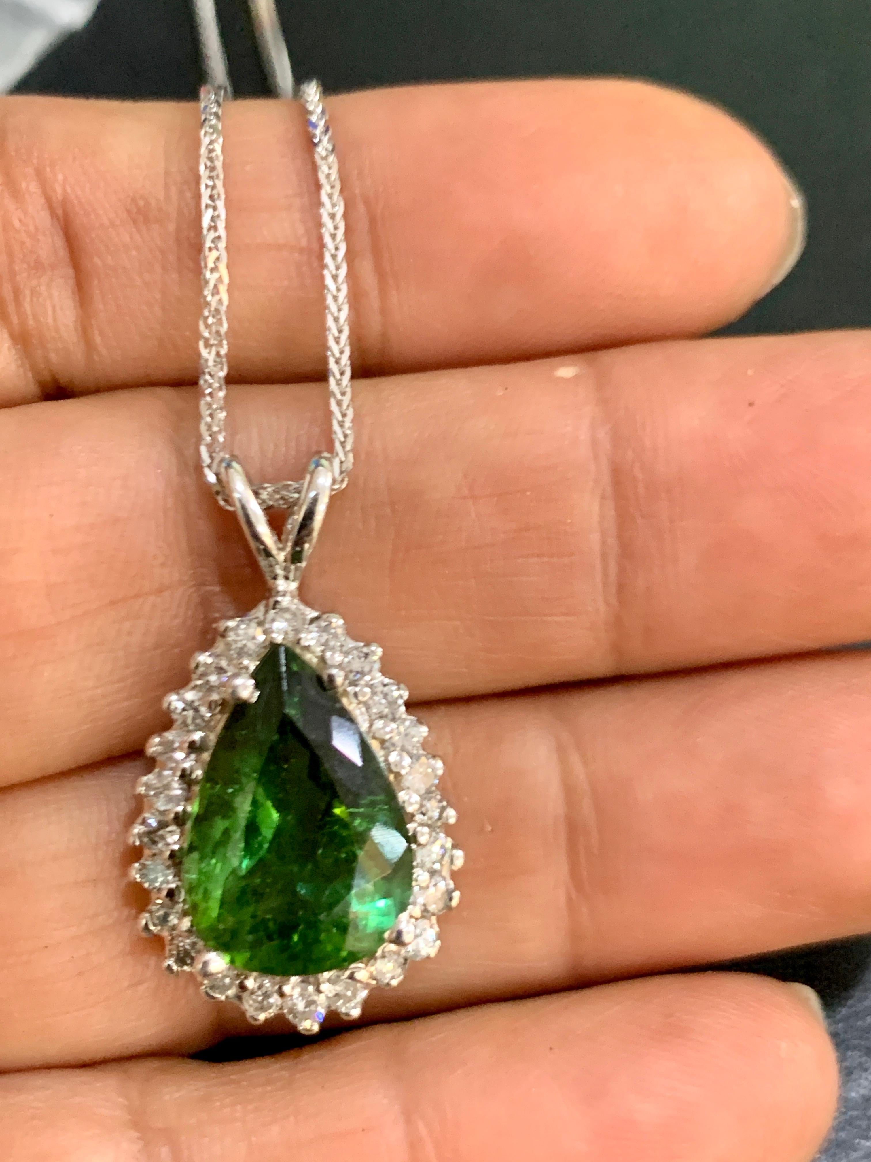 8 carat green diamond