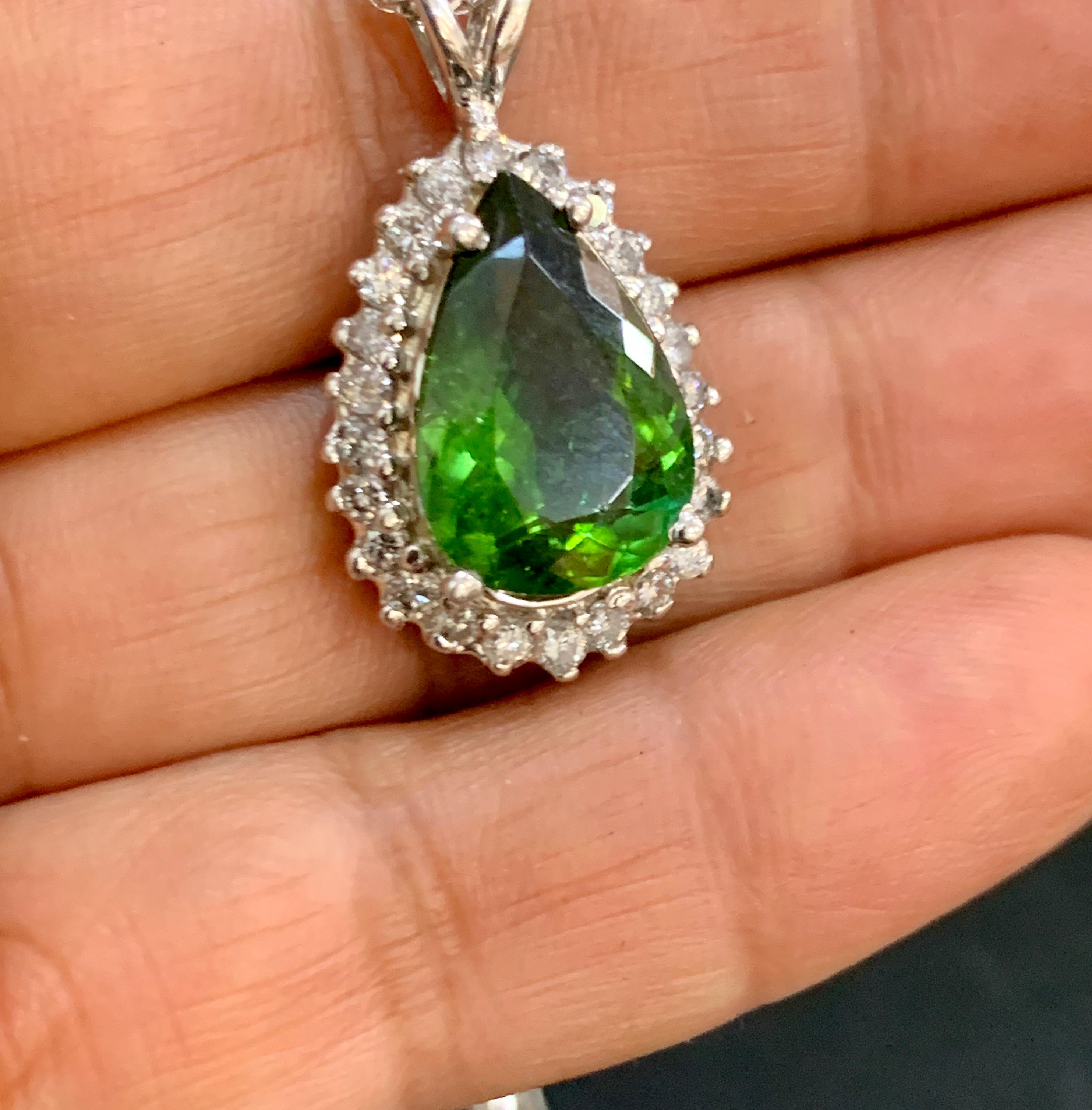 Pear Cut 8 Carat Green Tourmaline and 1.5 Carat Diamond Pendant or Necklace 14 Karat Gold