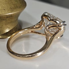 8 Carat Heart Shape Statement Brilliant White / F color SI 14K White Gold