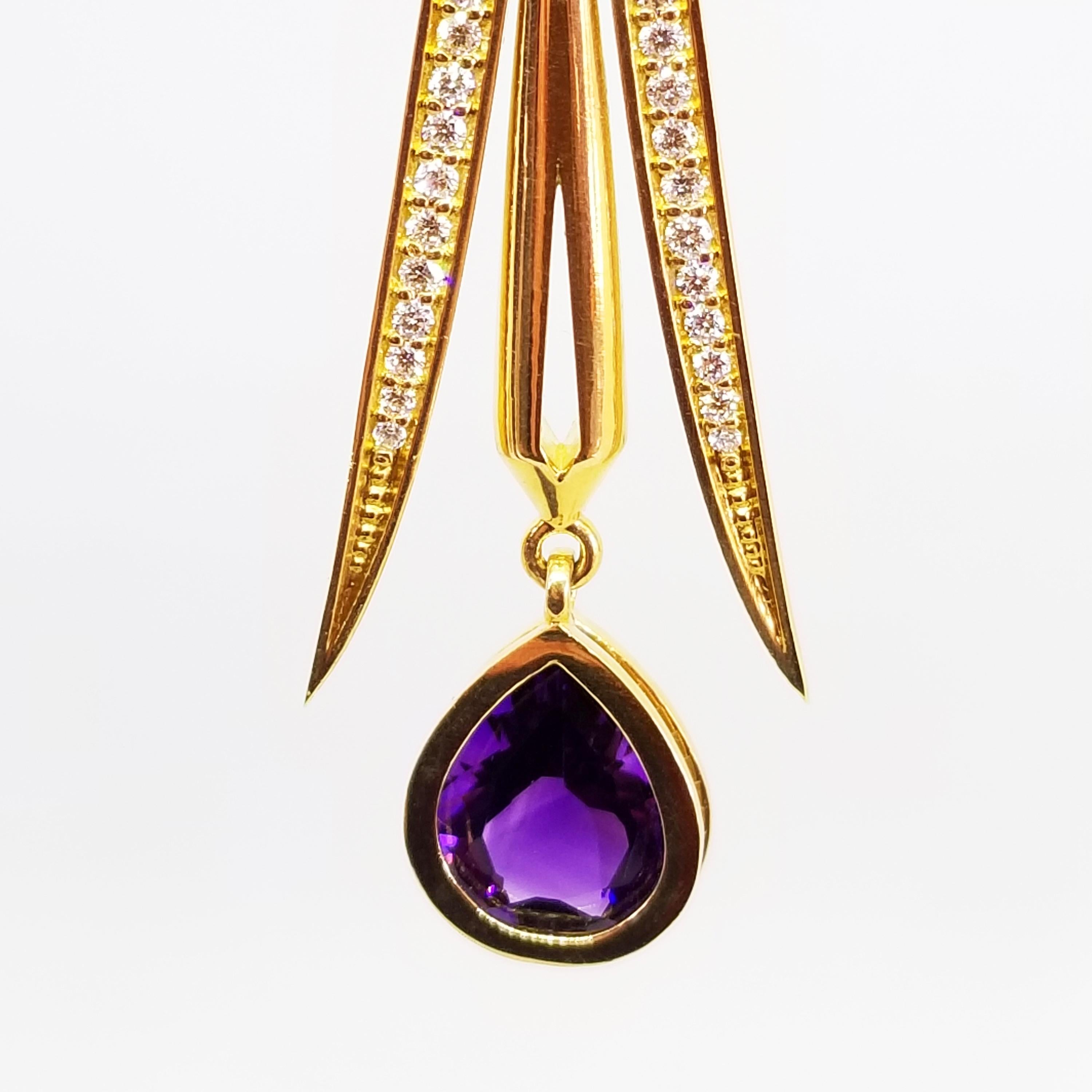 8 Carat Intense Amethyst 1.15 Carat Diamond Drop Earrings 18 Karat Yellow Gold For Sale 5