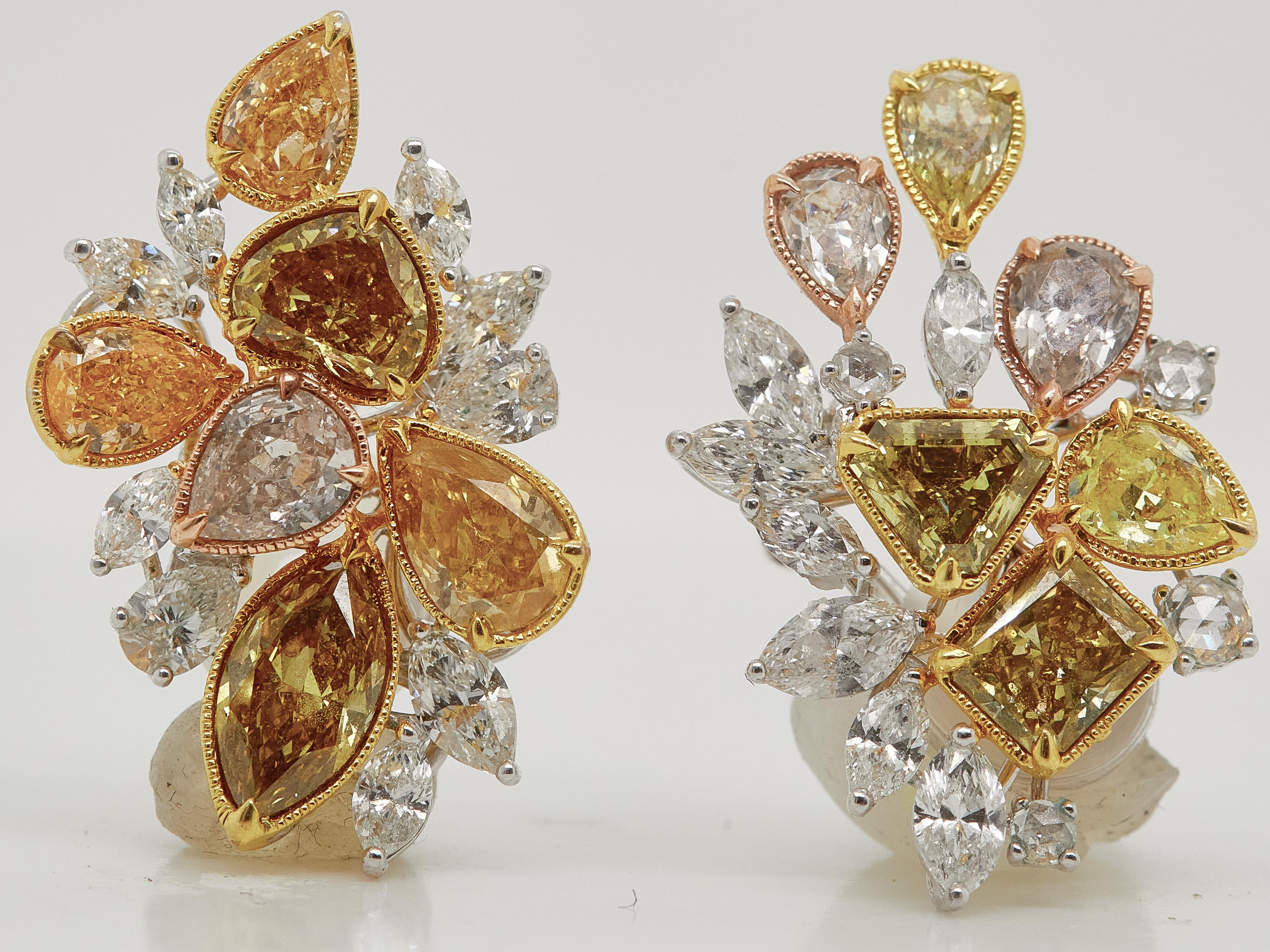 8 Carat Multicolor Diamond Cluster Earrings, 18K white and Yellow Gold In New Condition For Sale In New York, NY