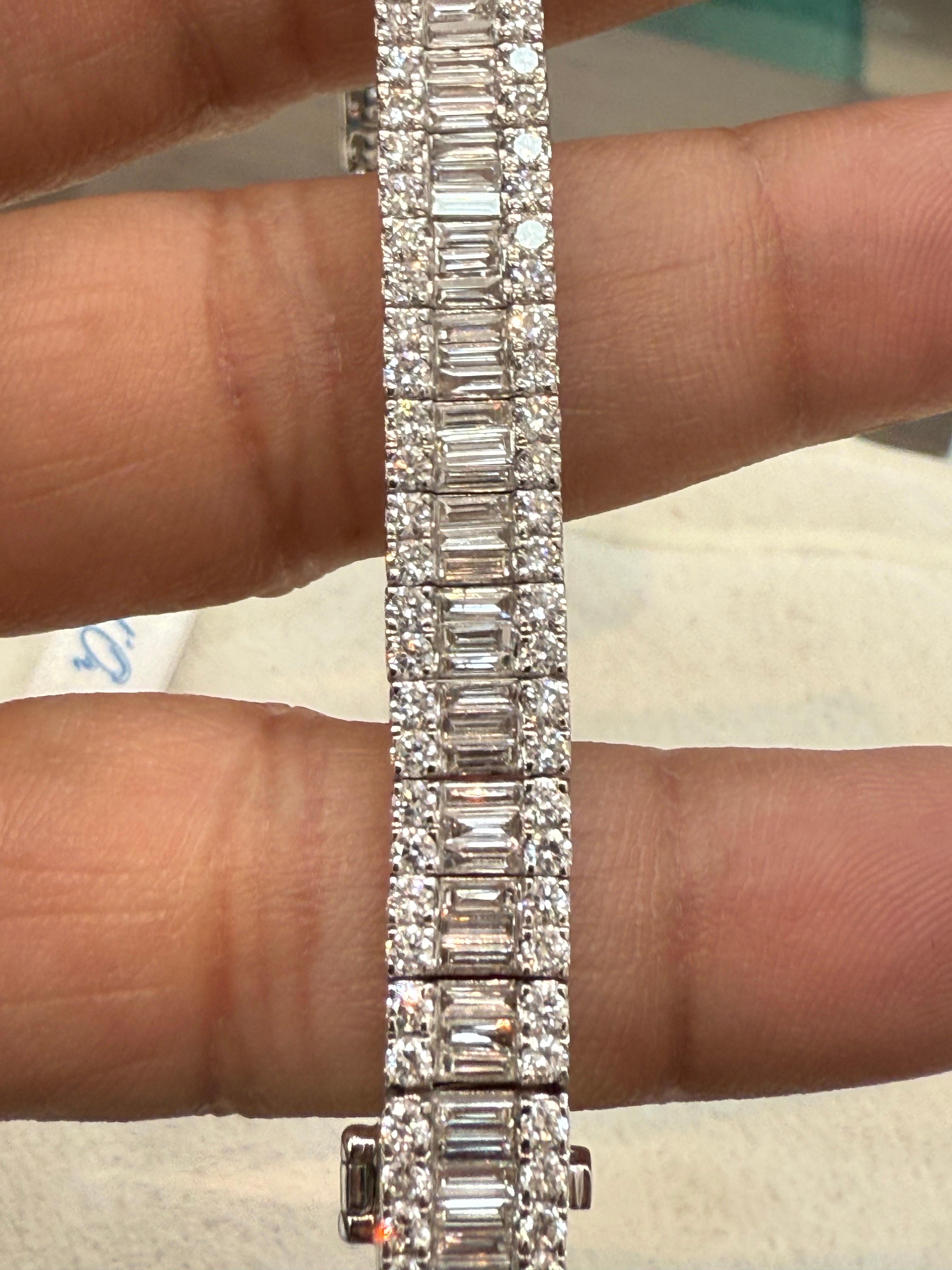 Baguette Cut 8 Carat Natural Diamond Bracelet 18k White Gold For Sale