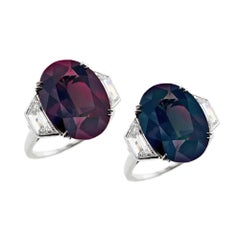 bague trois pierres en platine avec alexandrite brésilienne ovale naturelle de 8 carats et diamant