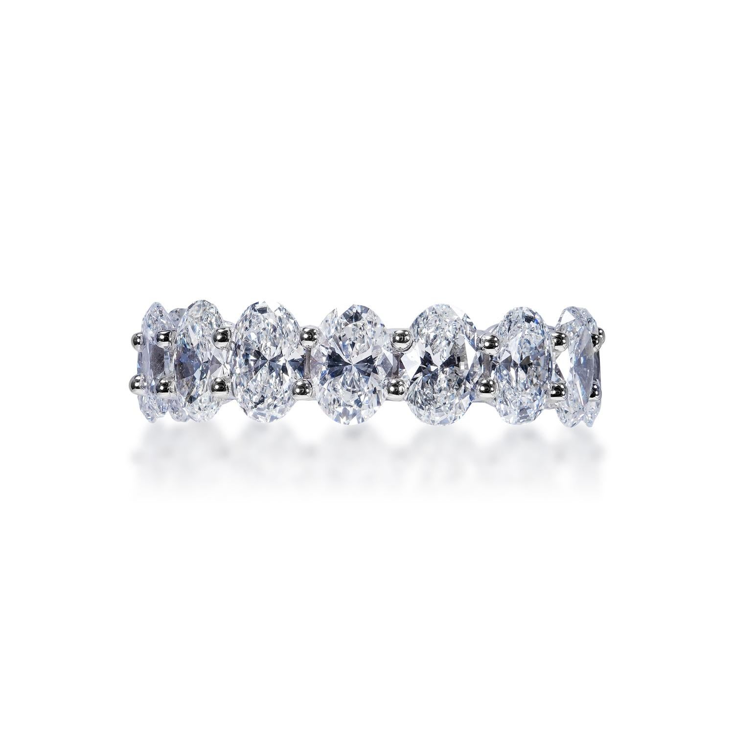 Eternity-Ring mit 8 Karat Diamanten im Ovalschliff, zertifiziert im Zustand „Neu“ im Angebot in New York, NY