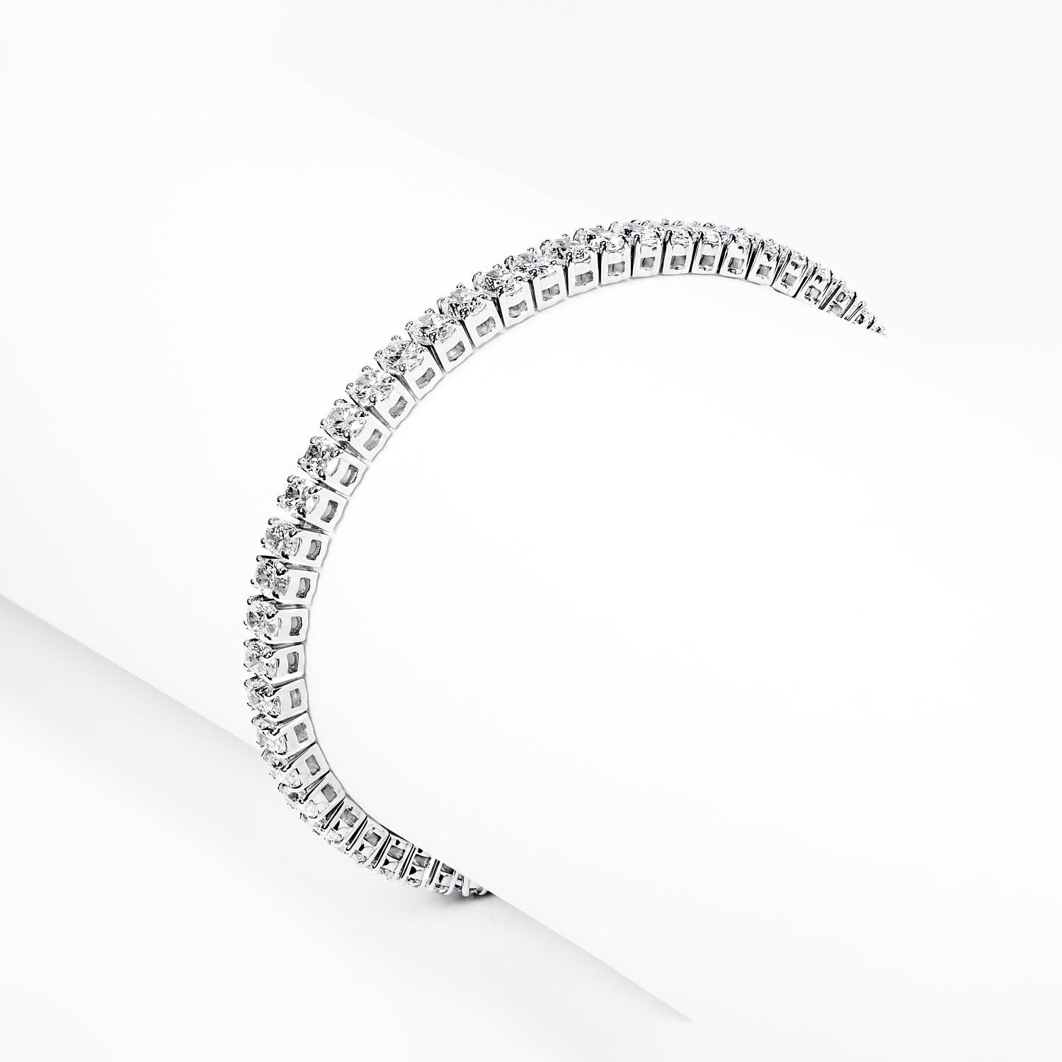 8 Karat Ovalschliff Einzelreihiges Diamant-Tennisarmband zertifiziert im Zustand „Neu“ im Angebot in New York, NY
