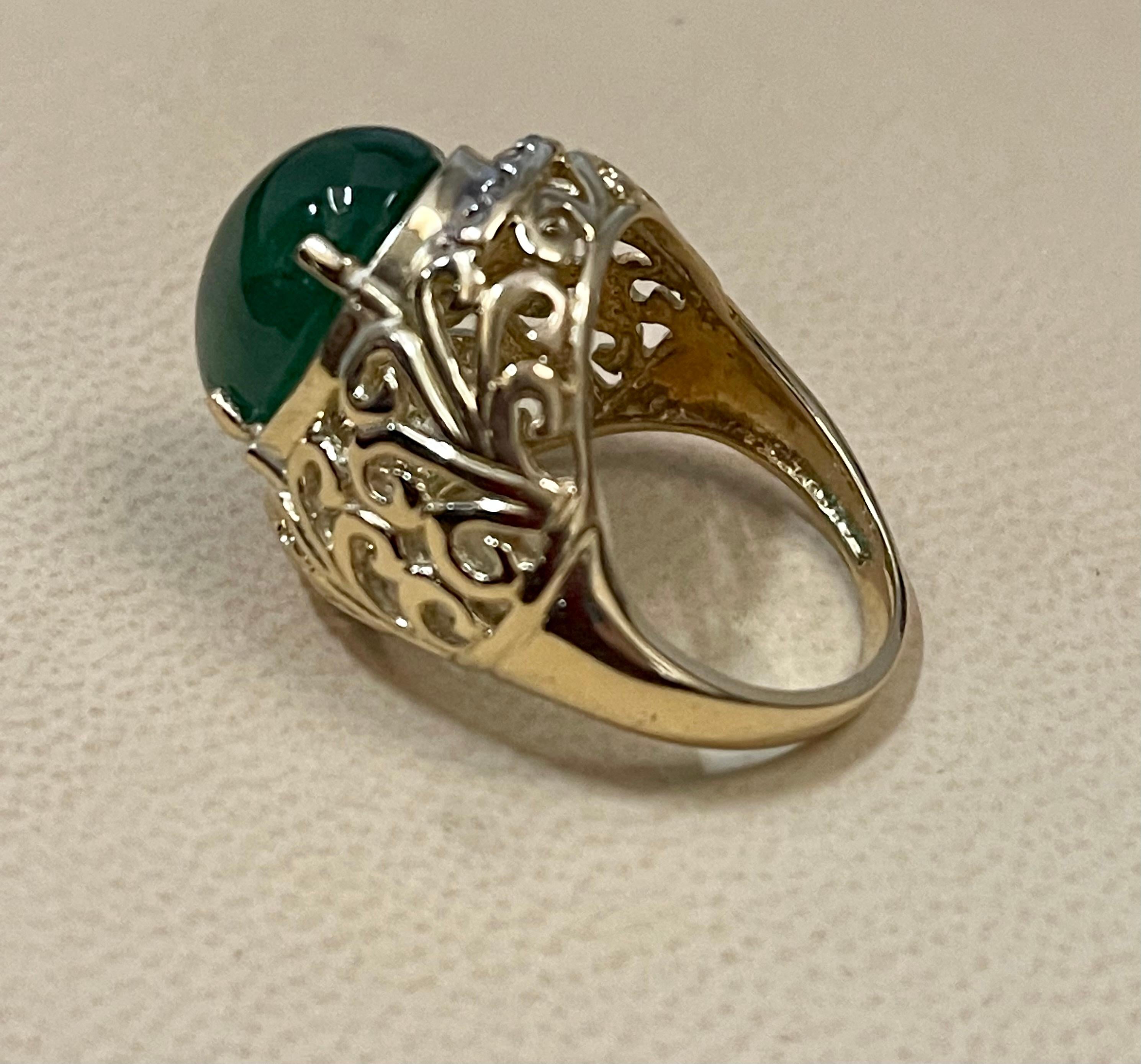 8 Carat Oval Emerald Cabochon & Diamond 14 Karat Yellow Gold Cocktail Ring 3