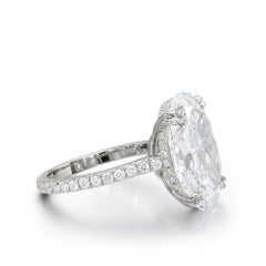 Brilliante Ovale da 8 Carati  VS  Sofisticatezza firmata  Anello con diamante