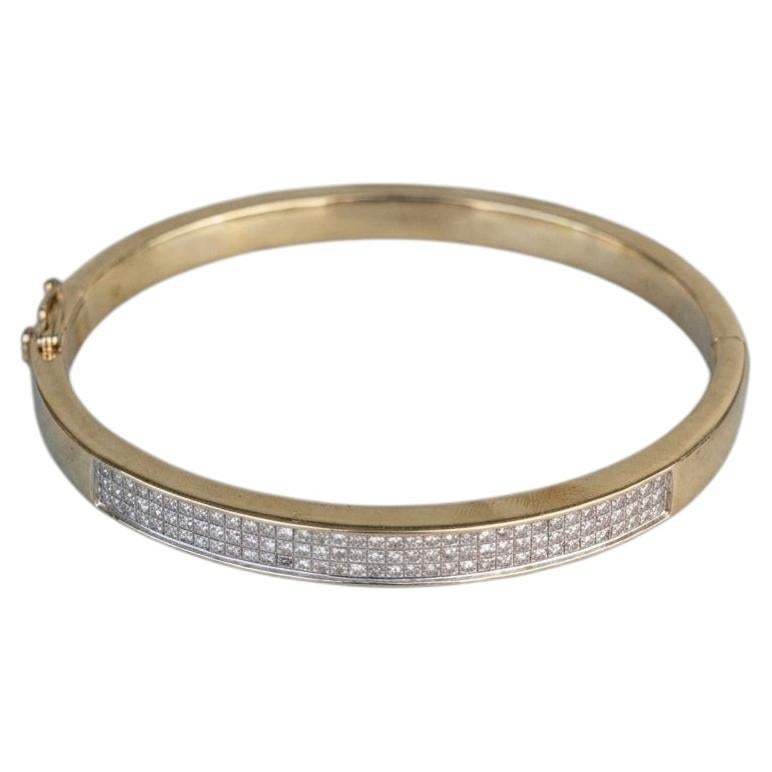 8 Carat Princess Cut Diamond 14k Yellow Gold Bangle Bracelet For Sale