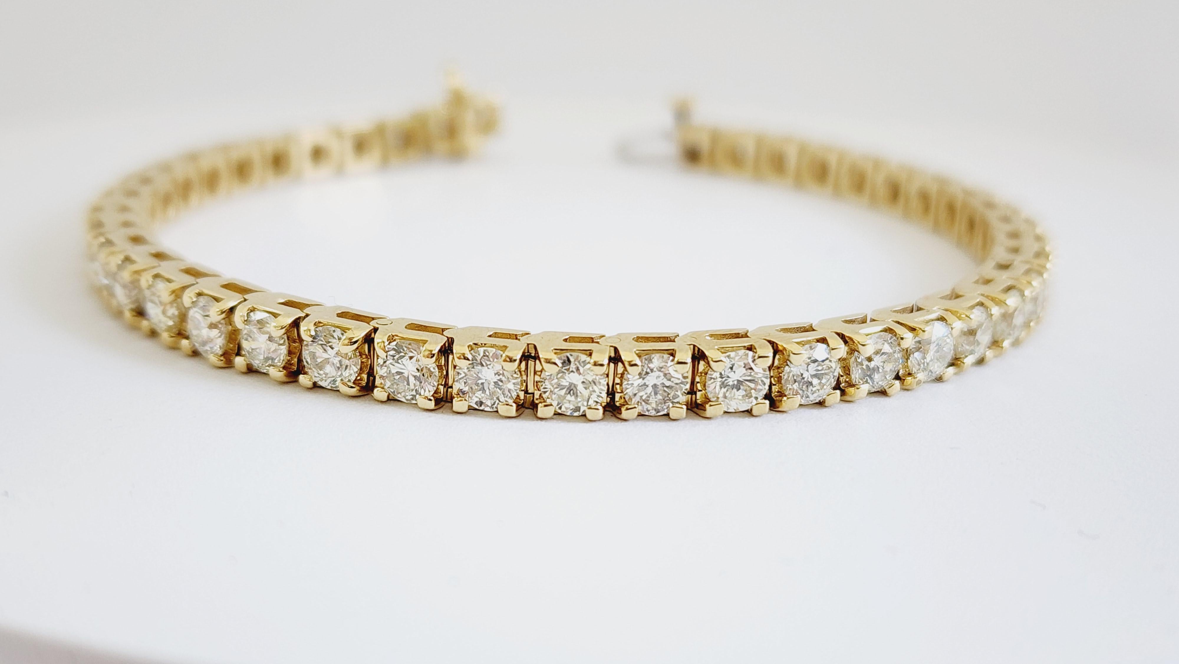 8 Carat Round Brilliant Cut Diamond Tennis Bracelet 14 Karat Yellow Gold 3