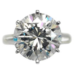 Bague en diamant brillant rond de 8 carats F VVS  Chef-d'œuvre de haute joaillerie