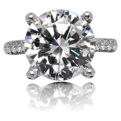 8 Carat Round Brilliant Statement Brilliant White / D color VS 14K White Gold