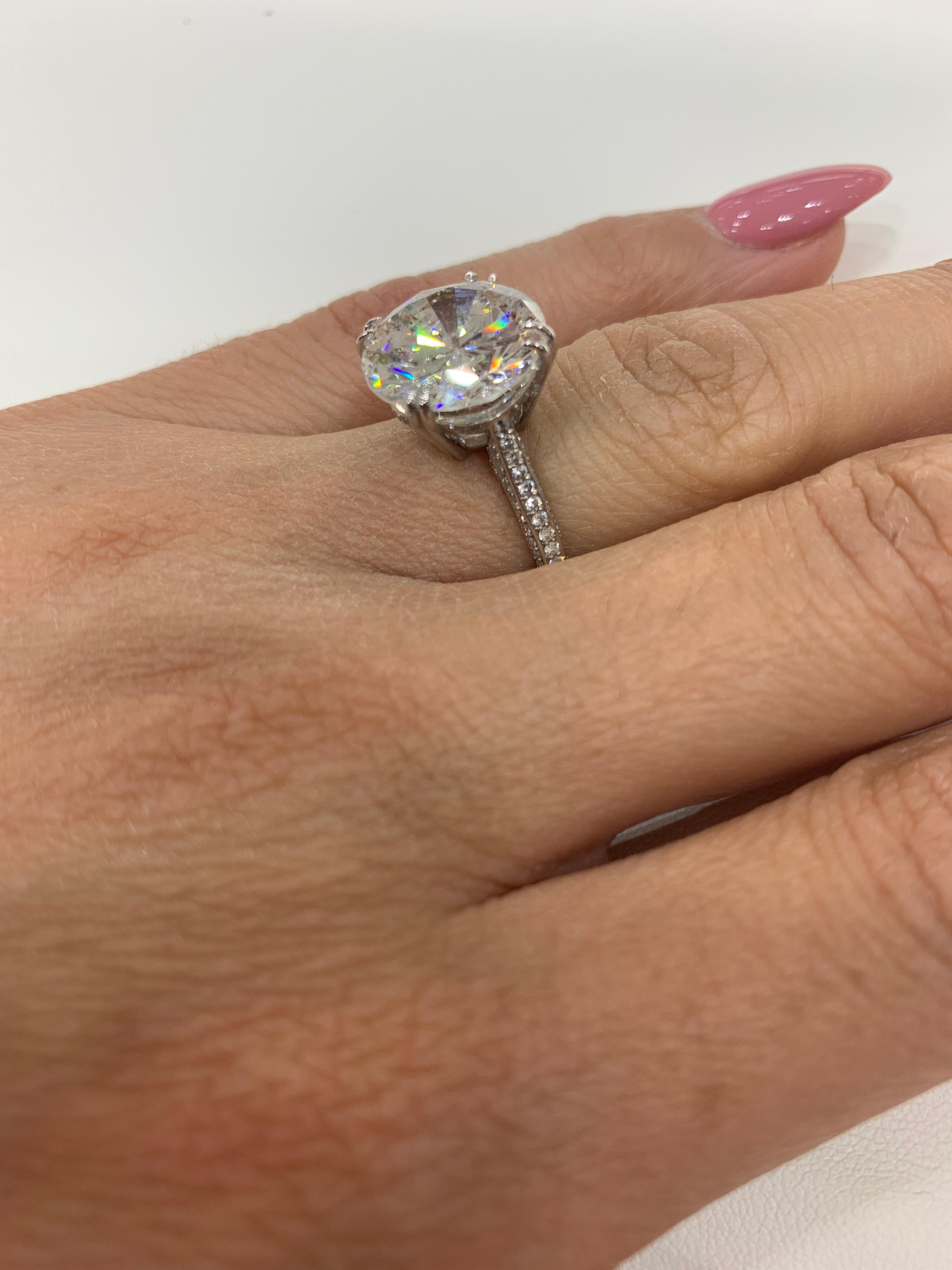 8 Karat Rundschliff-Diamant-Verlobungsring, zertifiziert E VS1 Damen im Angebot