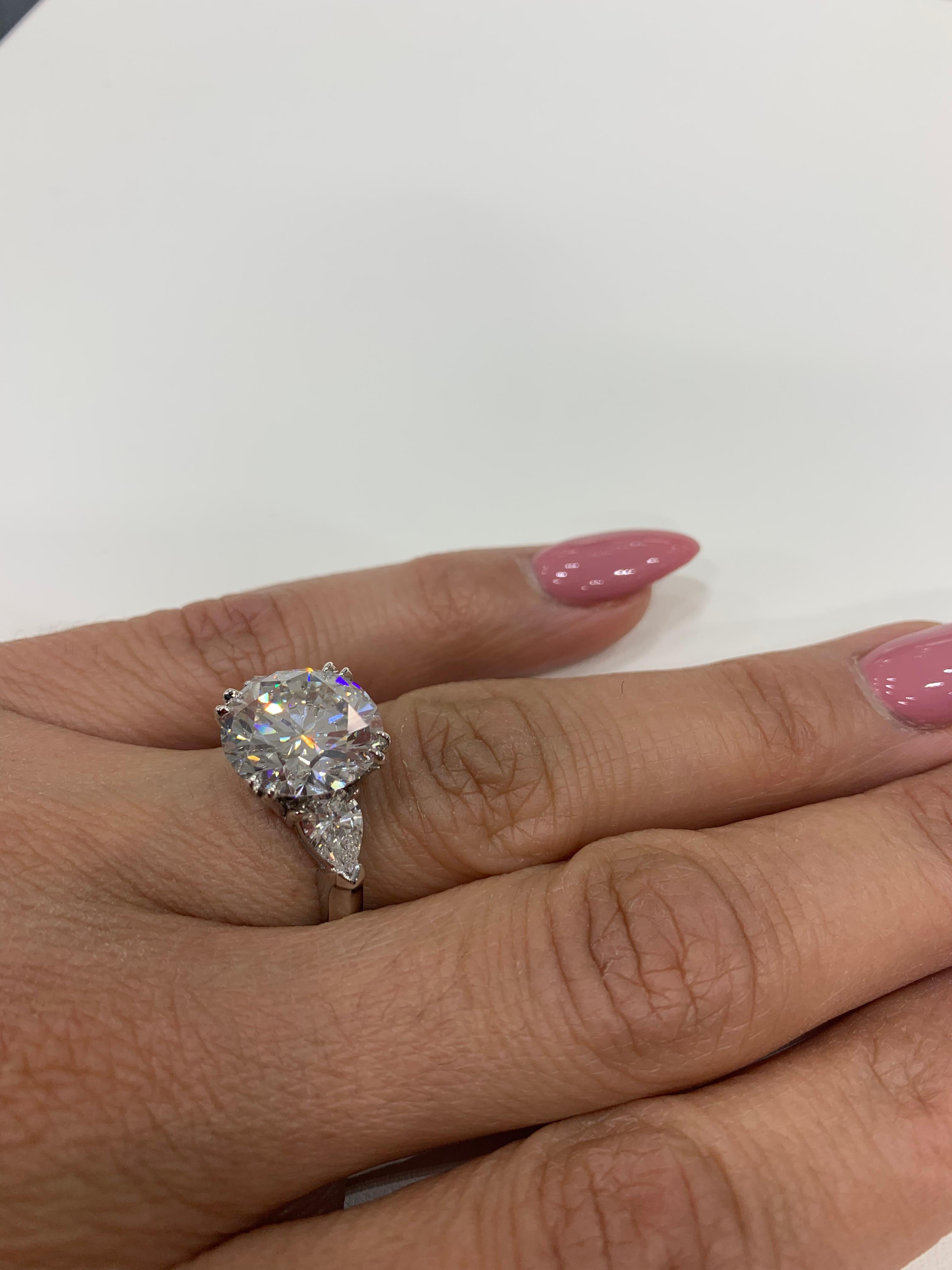 8 carat pear shaped diamond ring