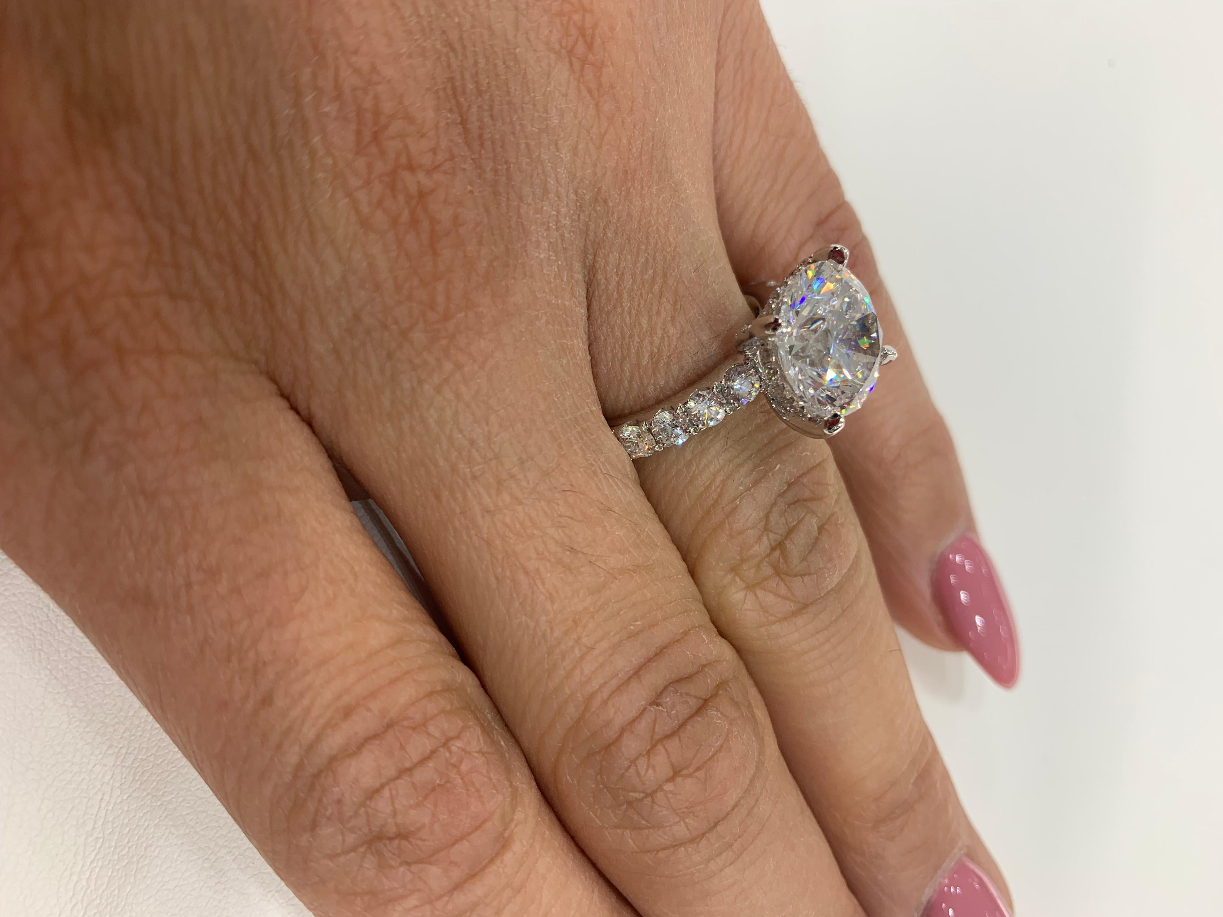 Bague de fiançailles avec diamant rond de 8 carats certifié GIA, E SI1 Unisexe en vente