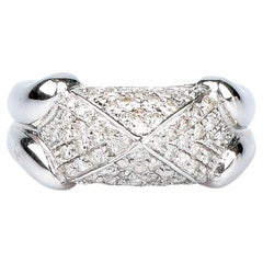 8 carat white gold ring designed with 0.62 carat diamonds