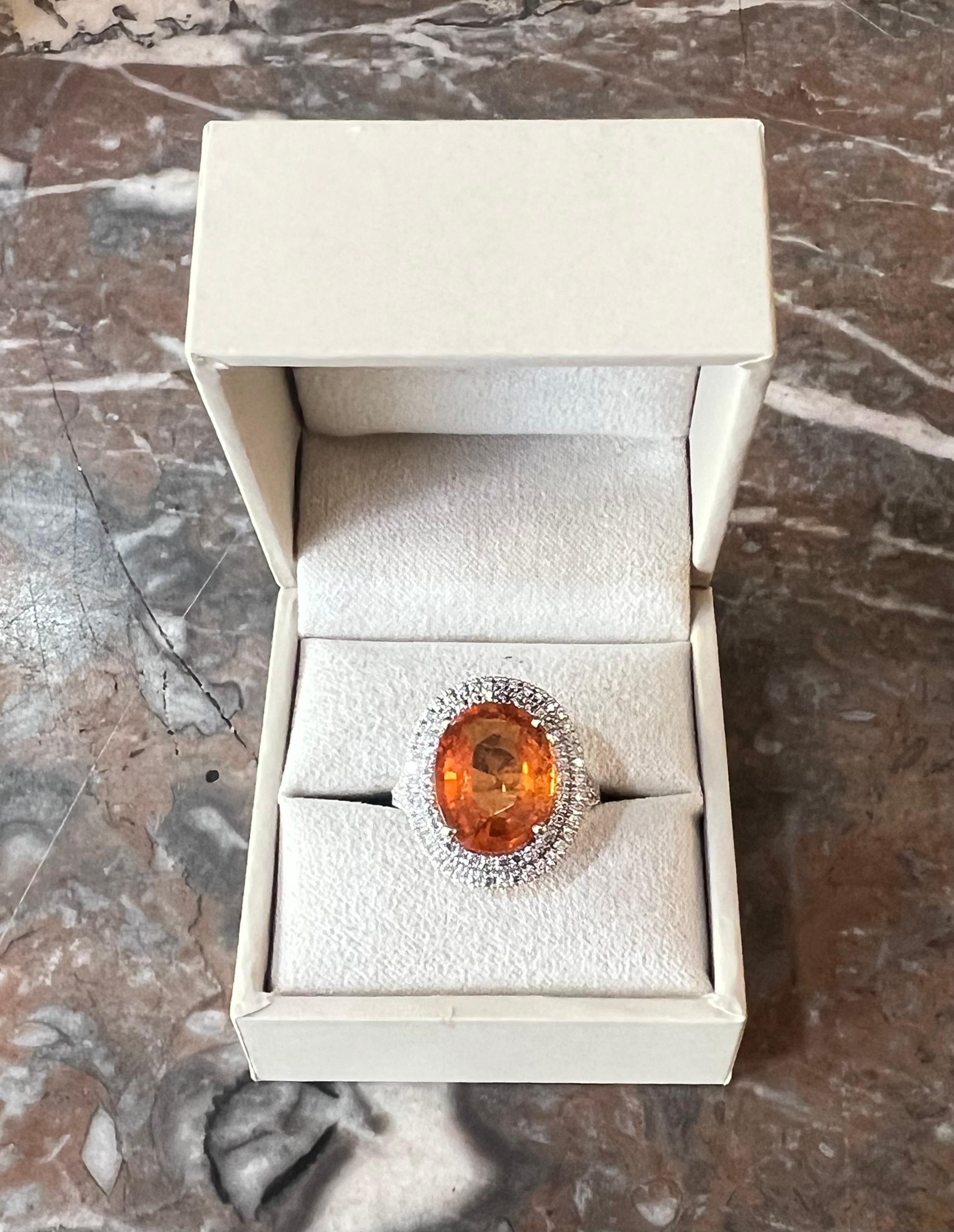 8 Karat Spessartit Granat Diamanten 18 Karat Weißgold Ring (Gemischter Schliff) im Angebot