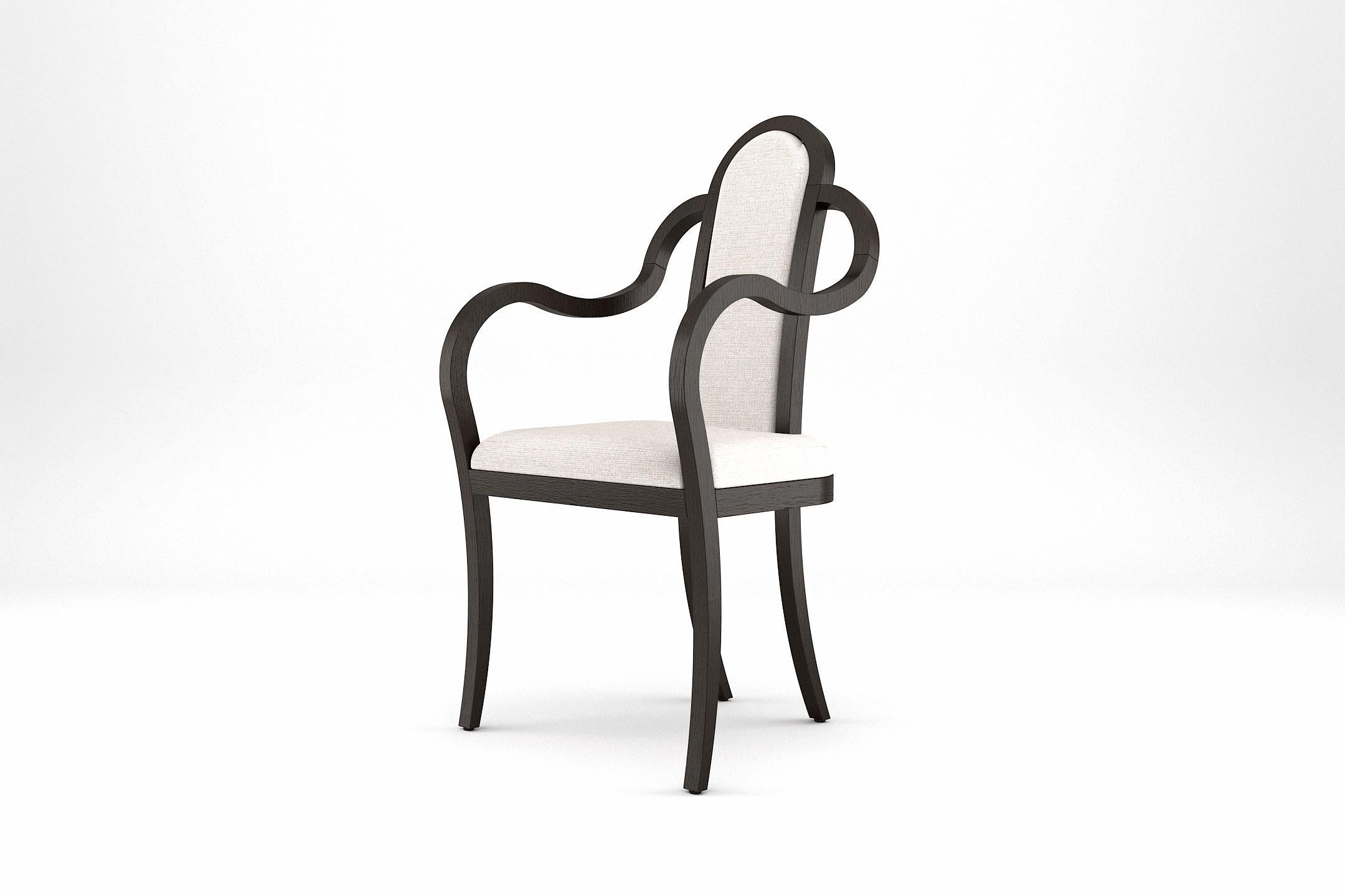 Combining modern simplicity with the delicate lines of the Victorian era, the Catherine collection recovers that royal essence that characterized the most distinguished pieces of the eighteen-hundred and turns them into atemporal remembrances of