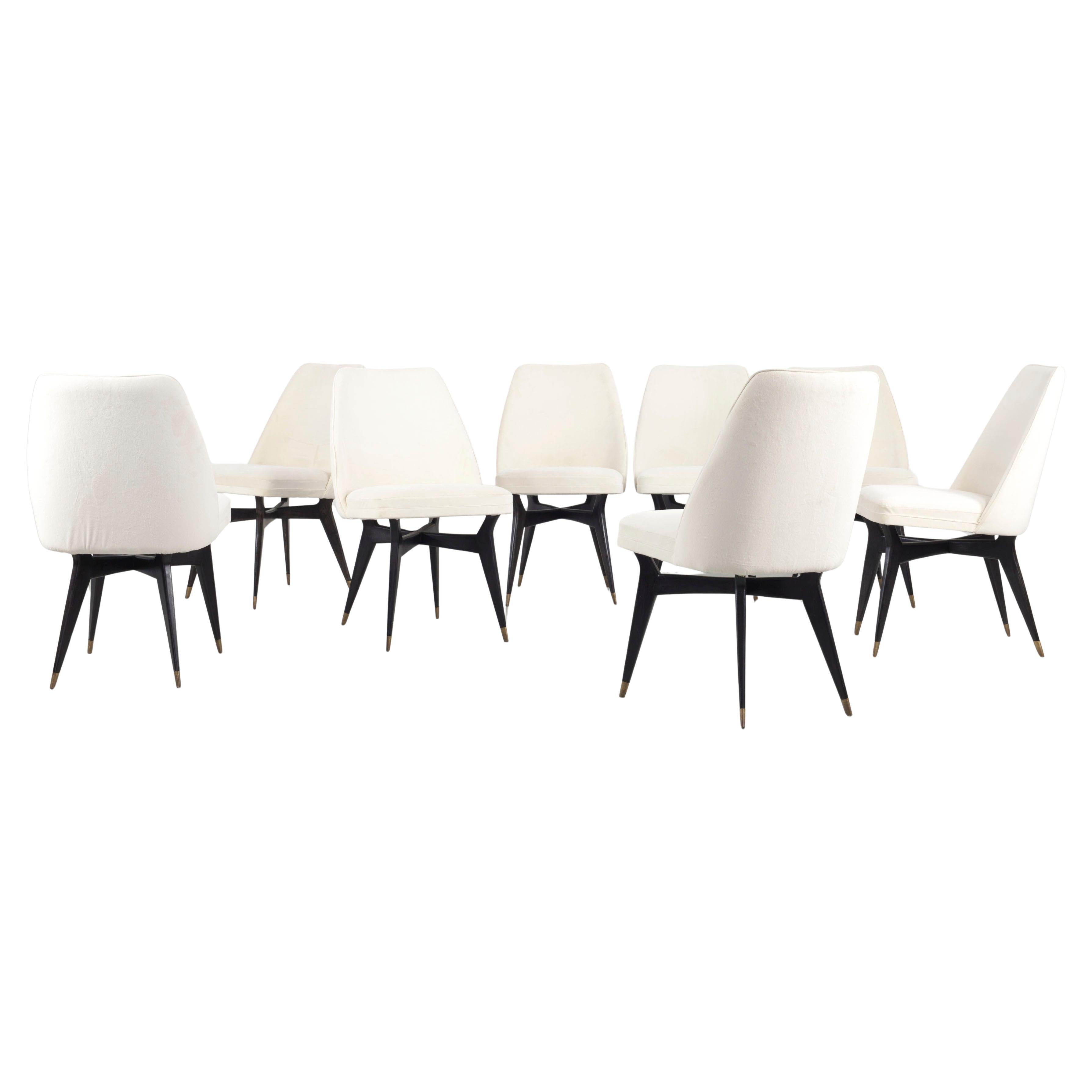 8 Sillas Modelo "AB 100" - Diseño de Melchiorre Bega, fabricadas por Altamira en venta