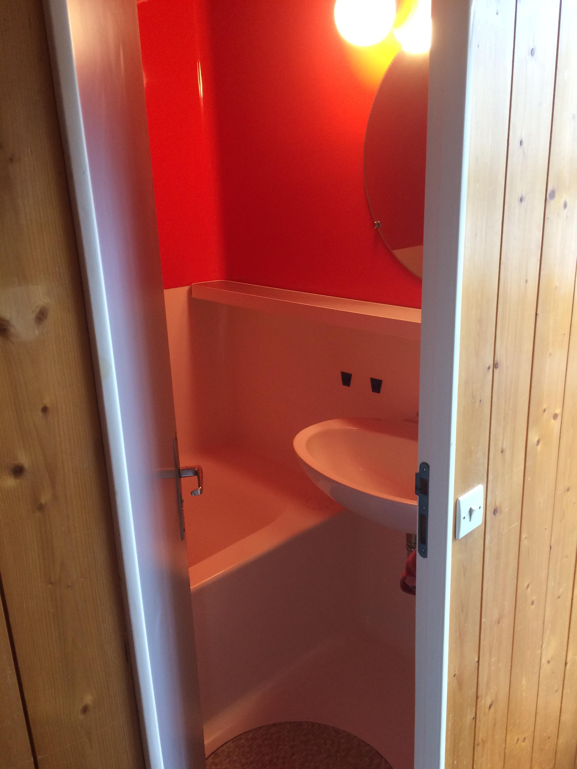 Polychromed 8 Charlotte Perriand Bath Cabin Units, Les Arcs, Savoy, France, 1975 For Sale