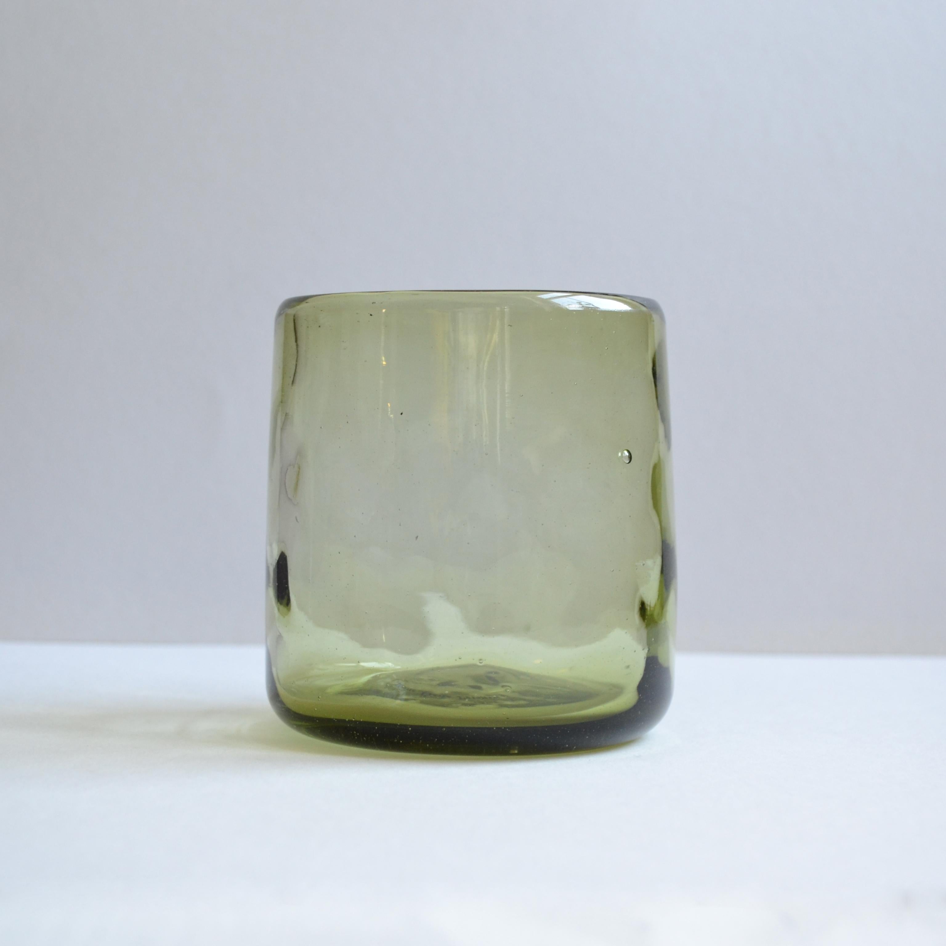 8 Cocktail Green Tumblers, Handblown Organic Irregular Shape 100% Recycled Glass In New Condition For Sale In London, GB