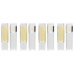 Beige Serviergeschirr, Keramik, Silber und Glas