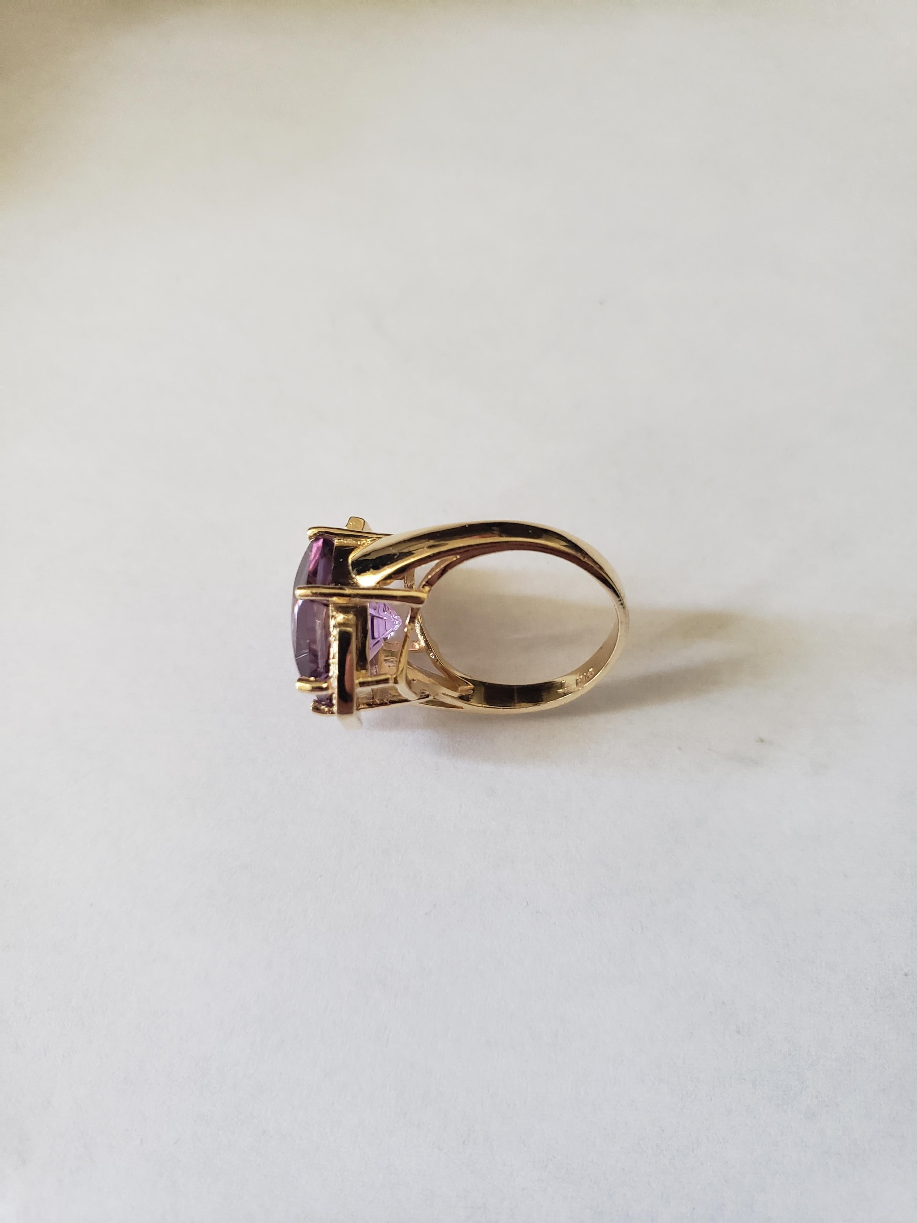 NEW 8 Ct. Natural Amethyst Ring with Diamonds in 14k Solid Yellow Gold  For Sale 1