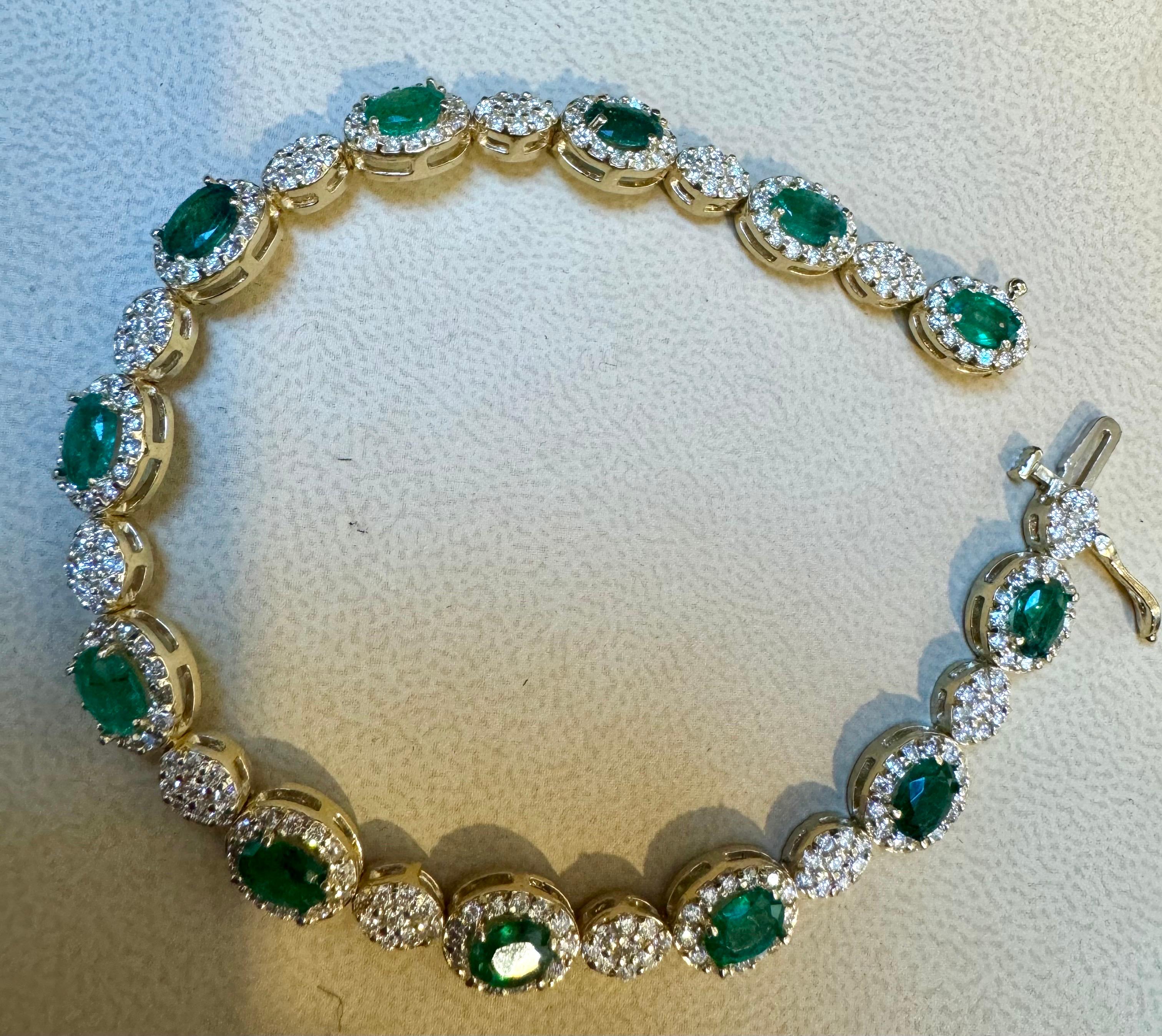 Bracciale tennis con smeraldo brasiliano naturale da 8 carati e diamante da 4,5 carati in oro 14 carati in vendita 9