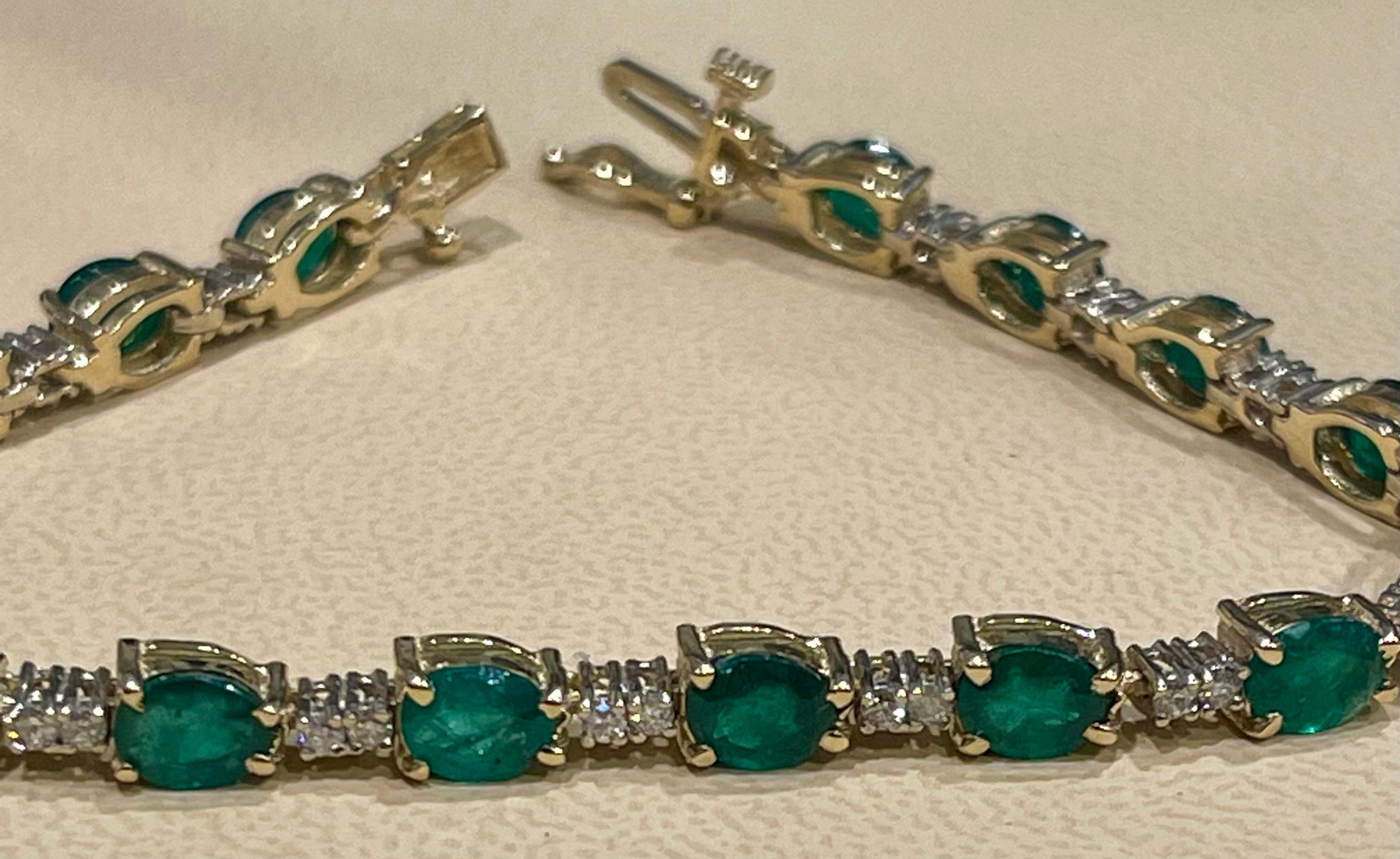 8 Ct Natural Brazilian Emerald and Diamond Tennis Bracelet 14 Karat Yellow Gold For Sale 7