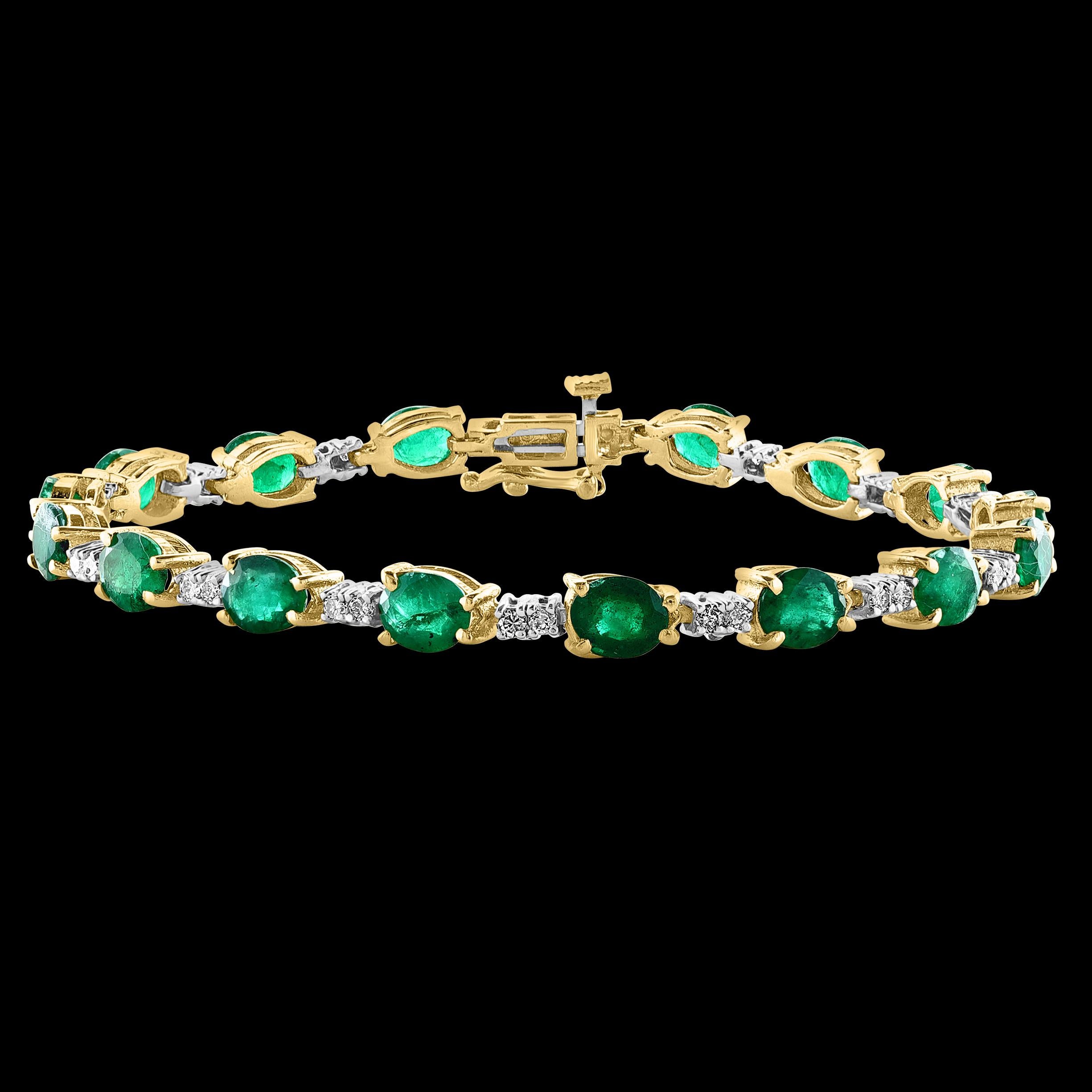  This exceptionally affordable Tennis  bracelet has  16 stones of oval  Emeralds  . Each Emerald is spaced by two diamonds . Total weight of the Emeralds is  approximately 8 carat. Total number of diamonds are 30  and diamond weighs is 0.60 ct.
The