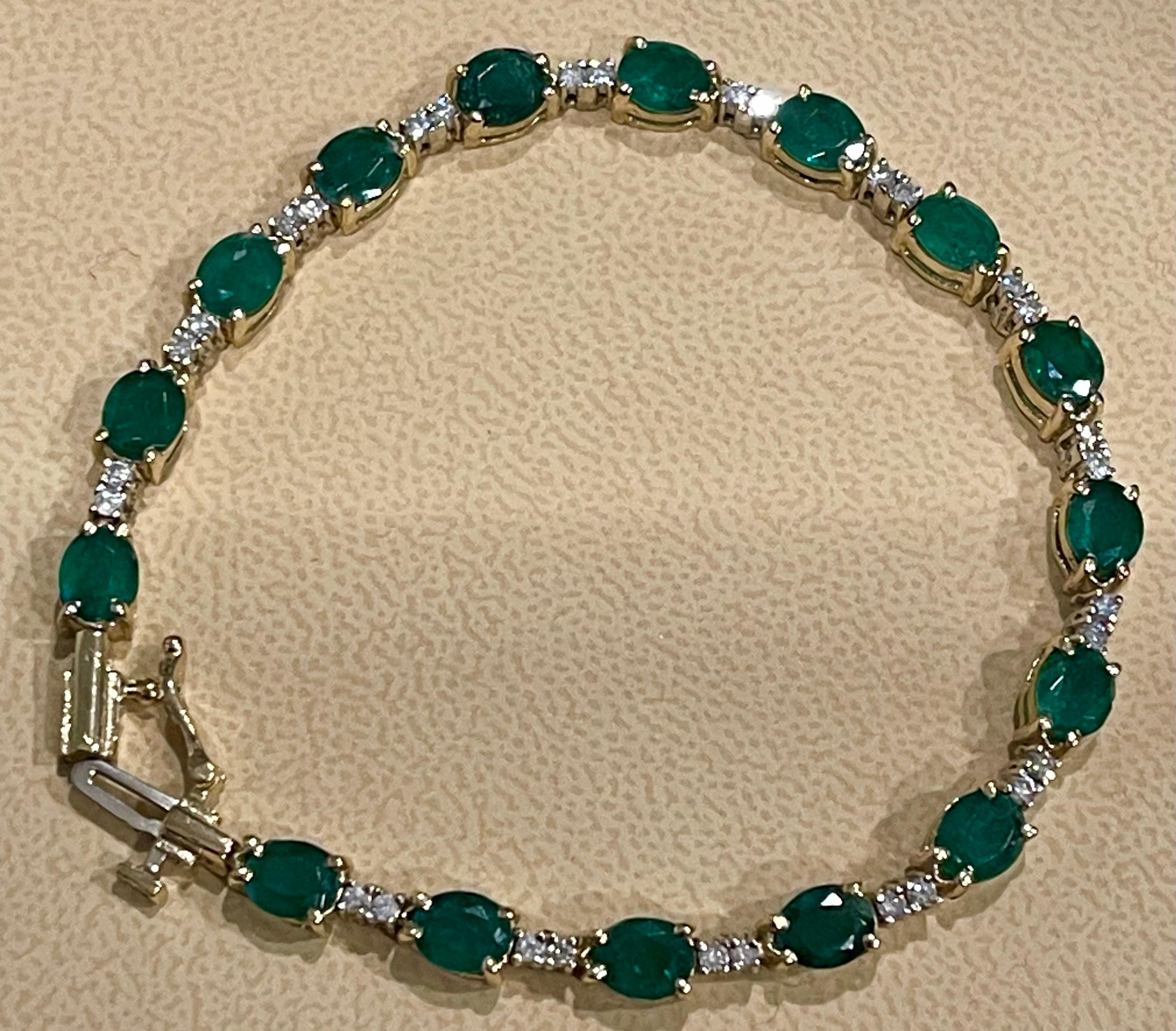 8 Ct Natural Brazilian Emerald and Diamond Tennis Bracelet 14 Karat Yellow Gold For Sale 1