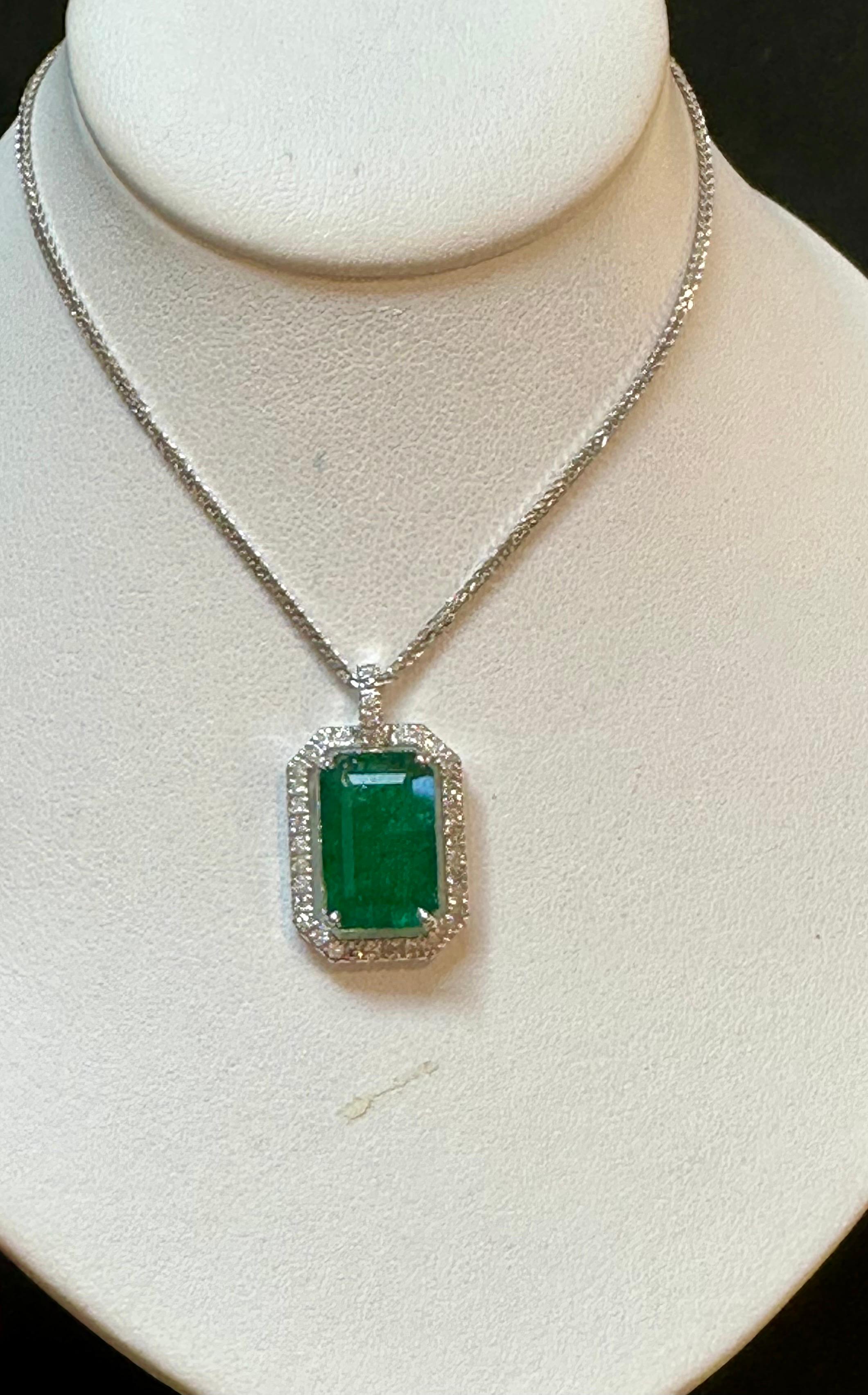 8 Ct Natural Emerald Cut  Emerald  & Diamond Halo Pendant Pendant, 14KWG Chain  For Sale 3