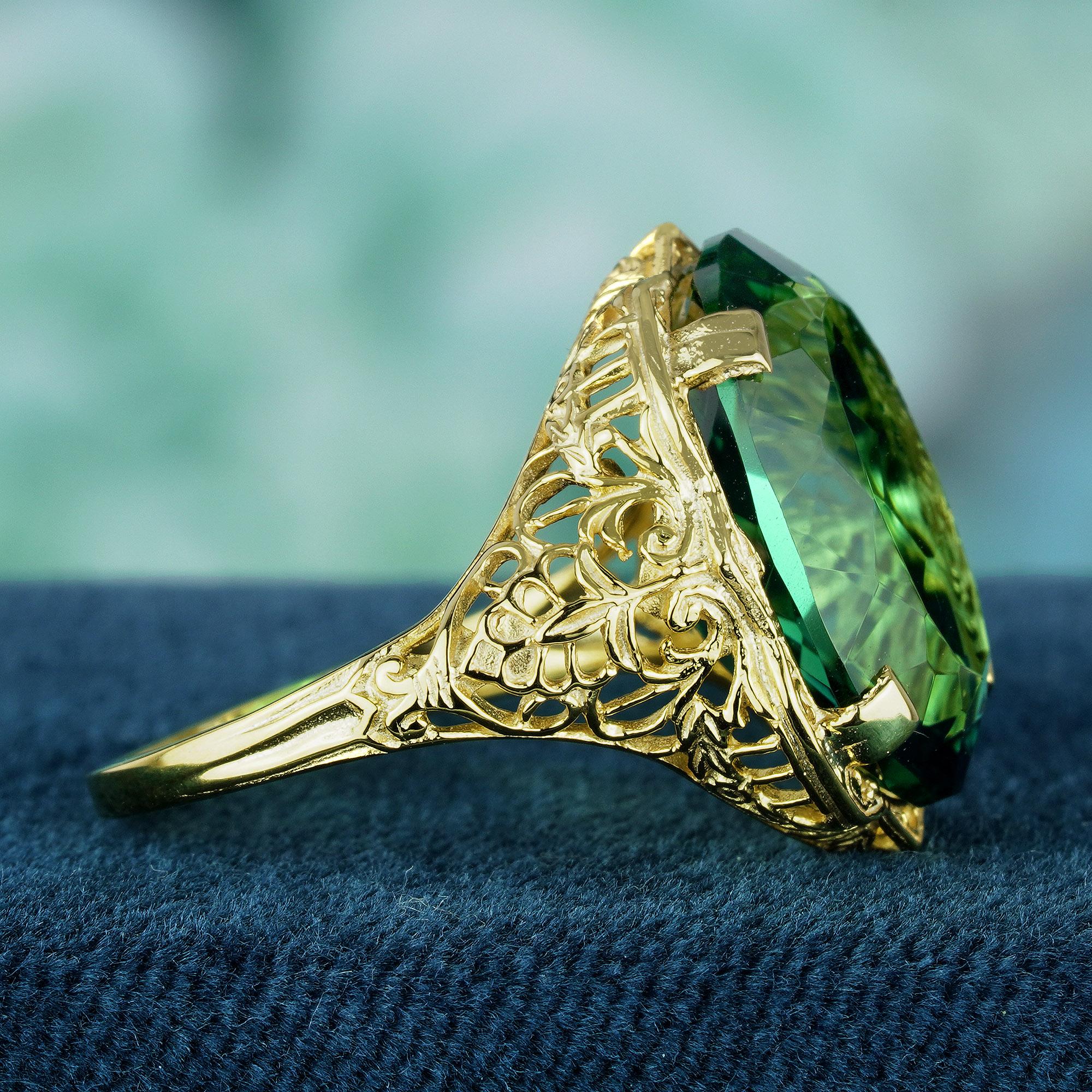 Oval Cut 8 Ct. Natural Green Quartz Vintage Style Filigree Cocktail Ring in Solid 9K Gold For Sale
