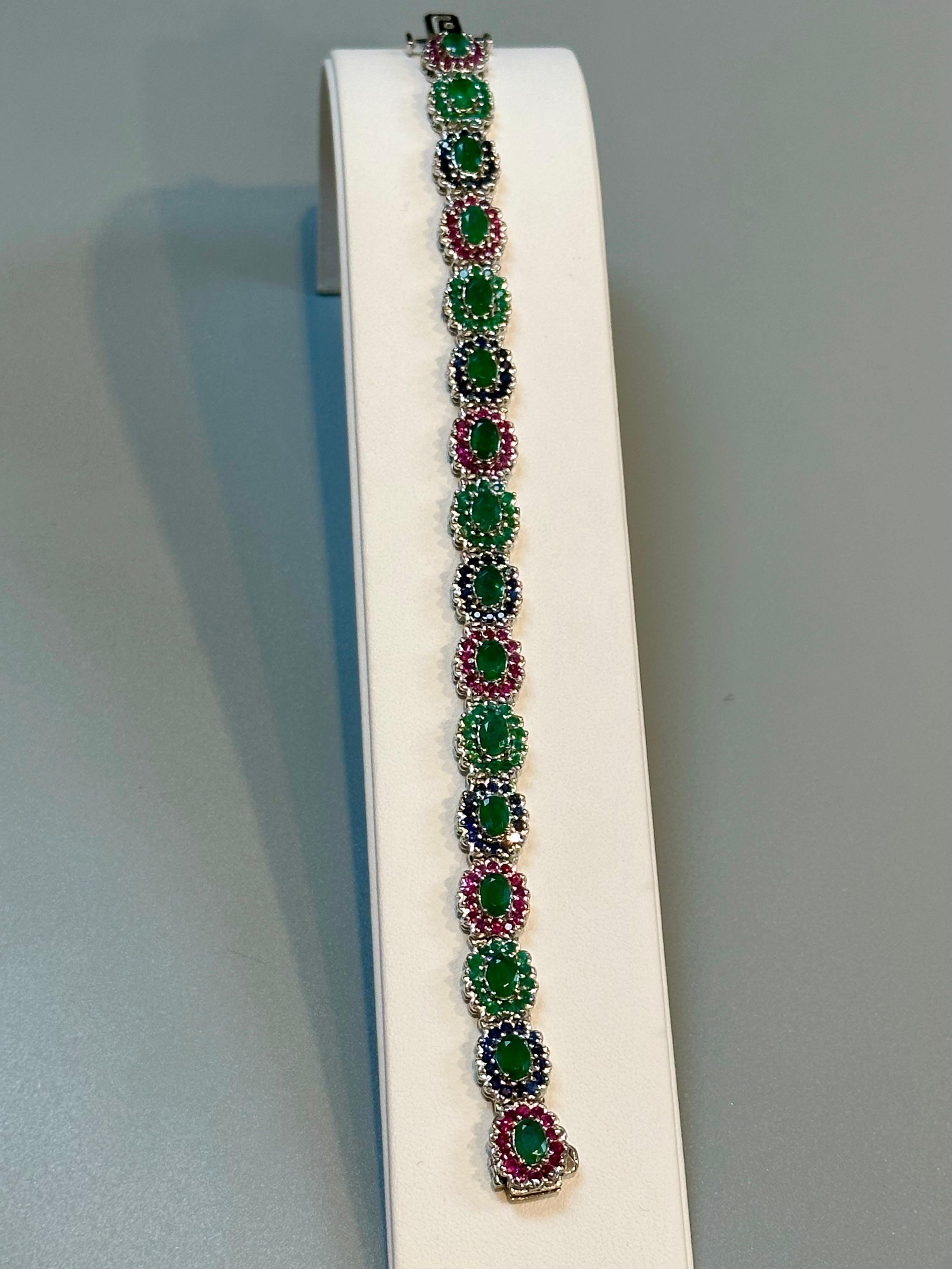 8 Ct Oval Cut Emerald & Ruby & Sapphire Tennis Bracelet 14 Kt White Gold 25.5Gm In Excellent Condition For Sale In New York, NY
