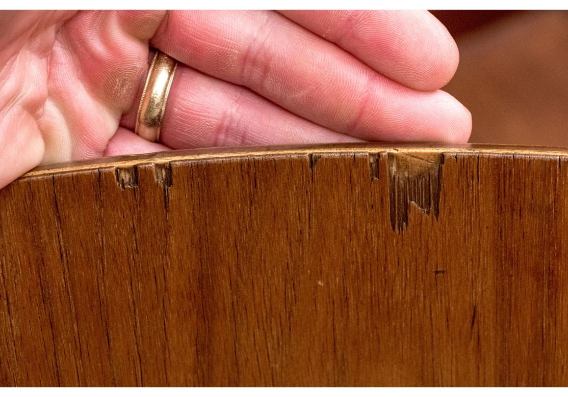 8 sedie da pranzo in legno di noce modellato di Ray and Ray Eames in vendita 13