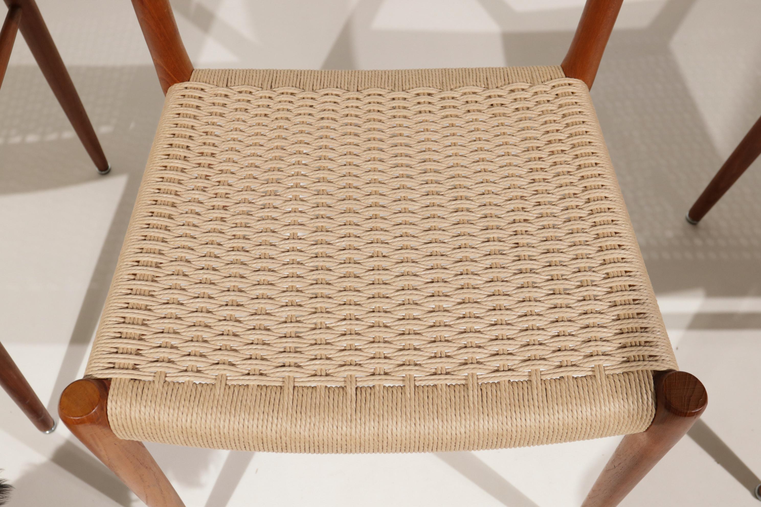 2 sets of 4 Danish Design Niels Otto Moller Model 75 Dining Chairs JL Molller In Good Condition In Boven Leeuwen, NL