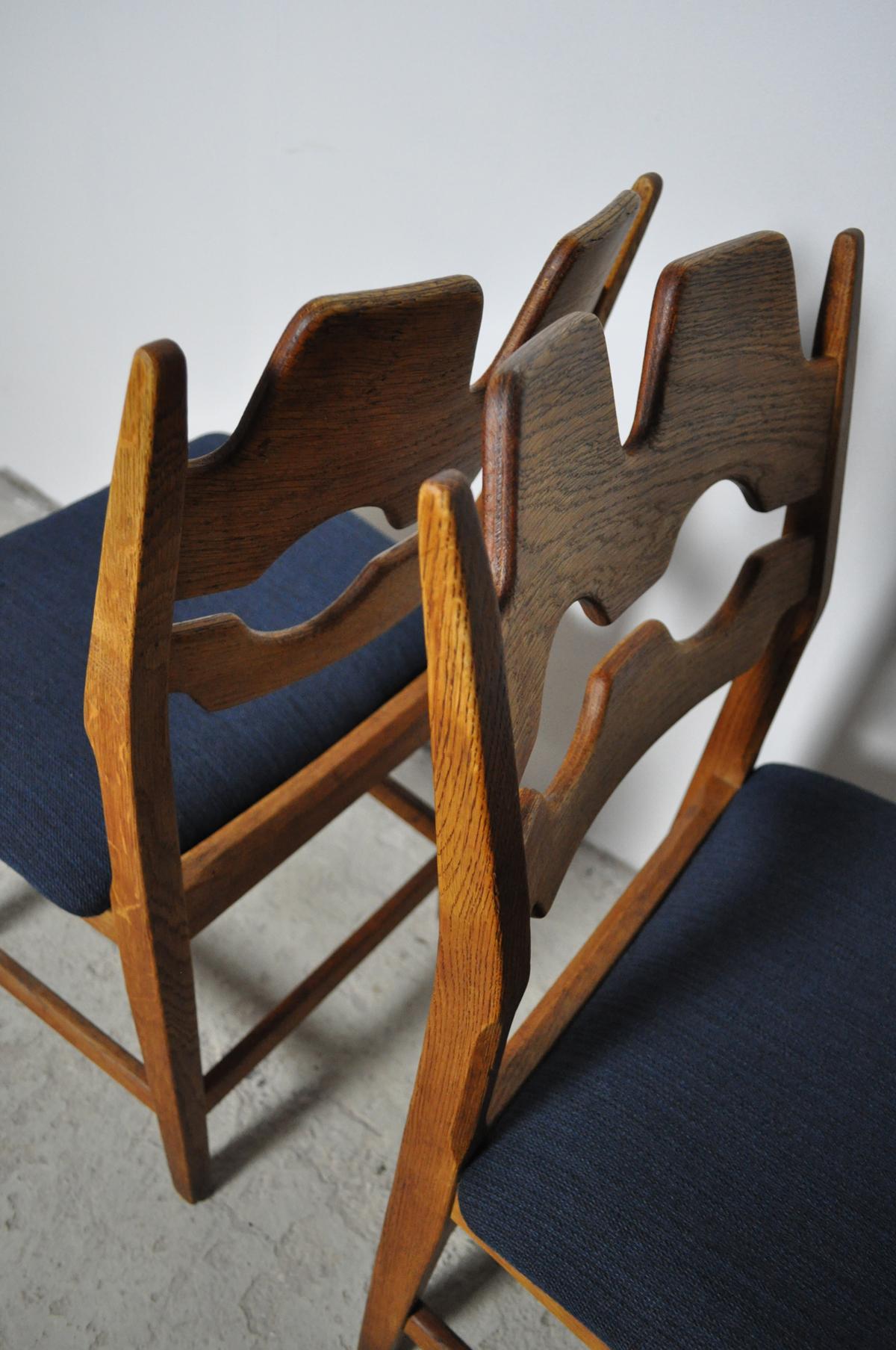 8 Danish Dining Chairs by Henning Kjærnulf For Sale 6