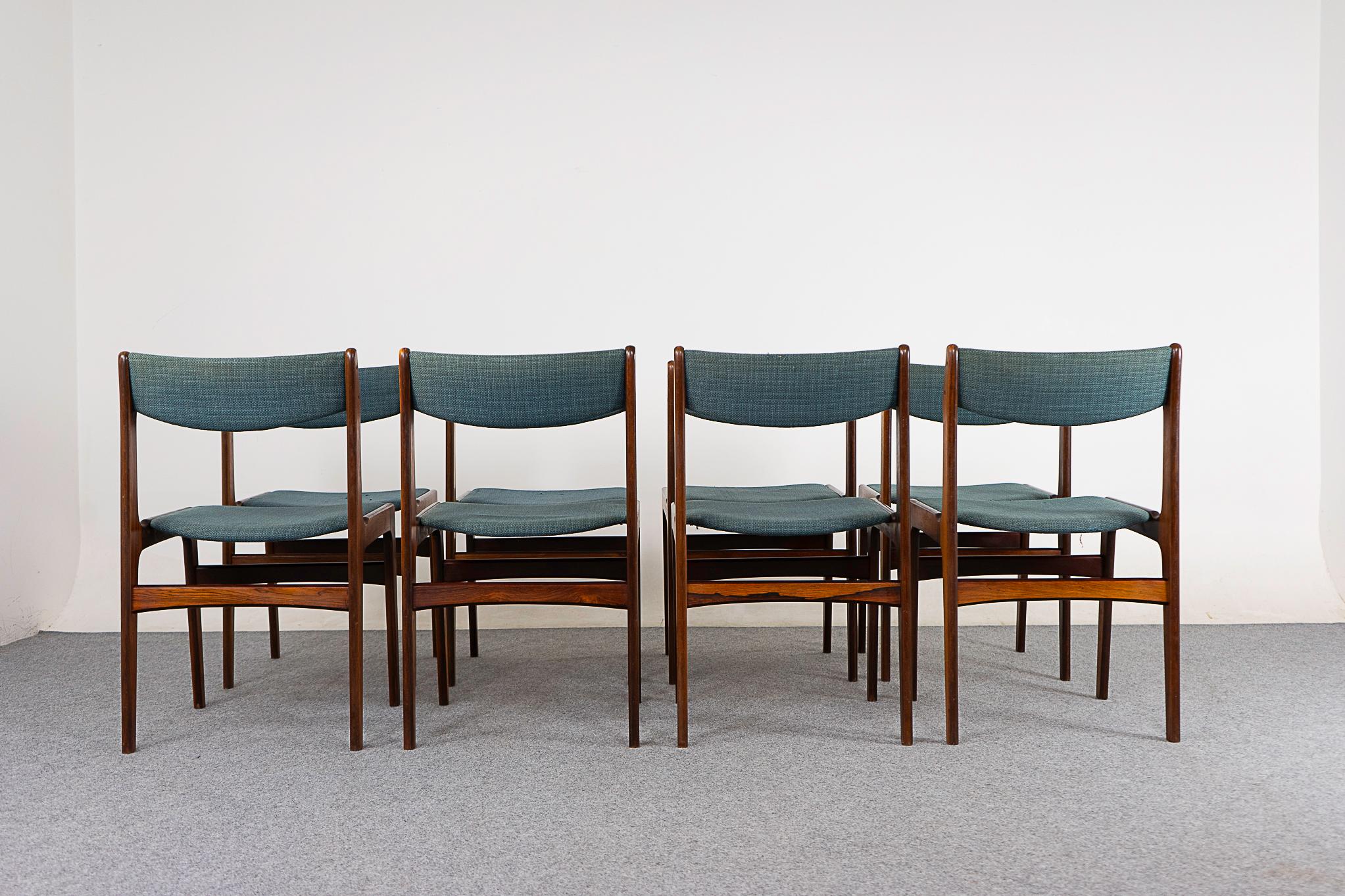 8 moderne dänische Esszimmerstühle aus Rosenholz im Angebot 5