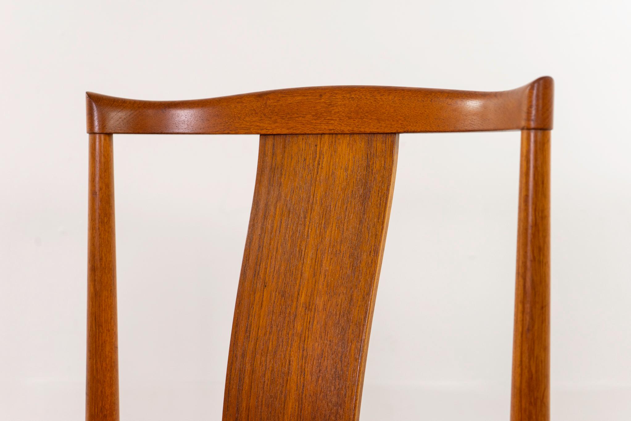 Scandinavo moderno 8 Sedie da pranzo moderne danesi in teak di Erling Torvits in vendita