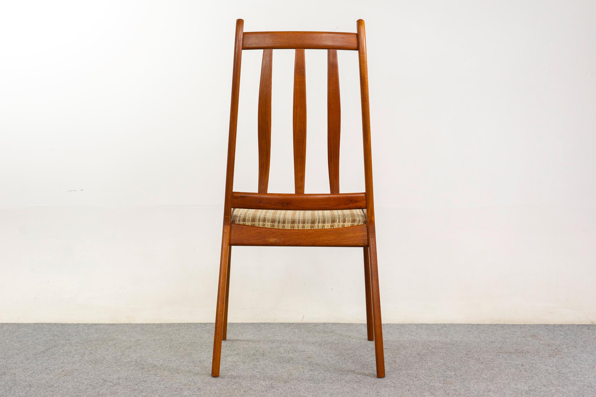 8 Danish Modern Teak Dining Chairs For Sale 7