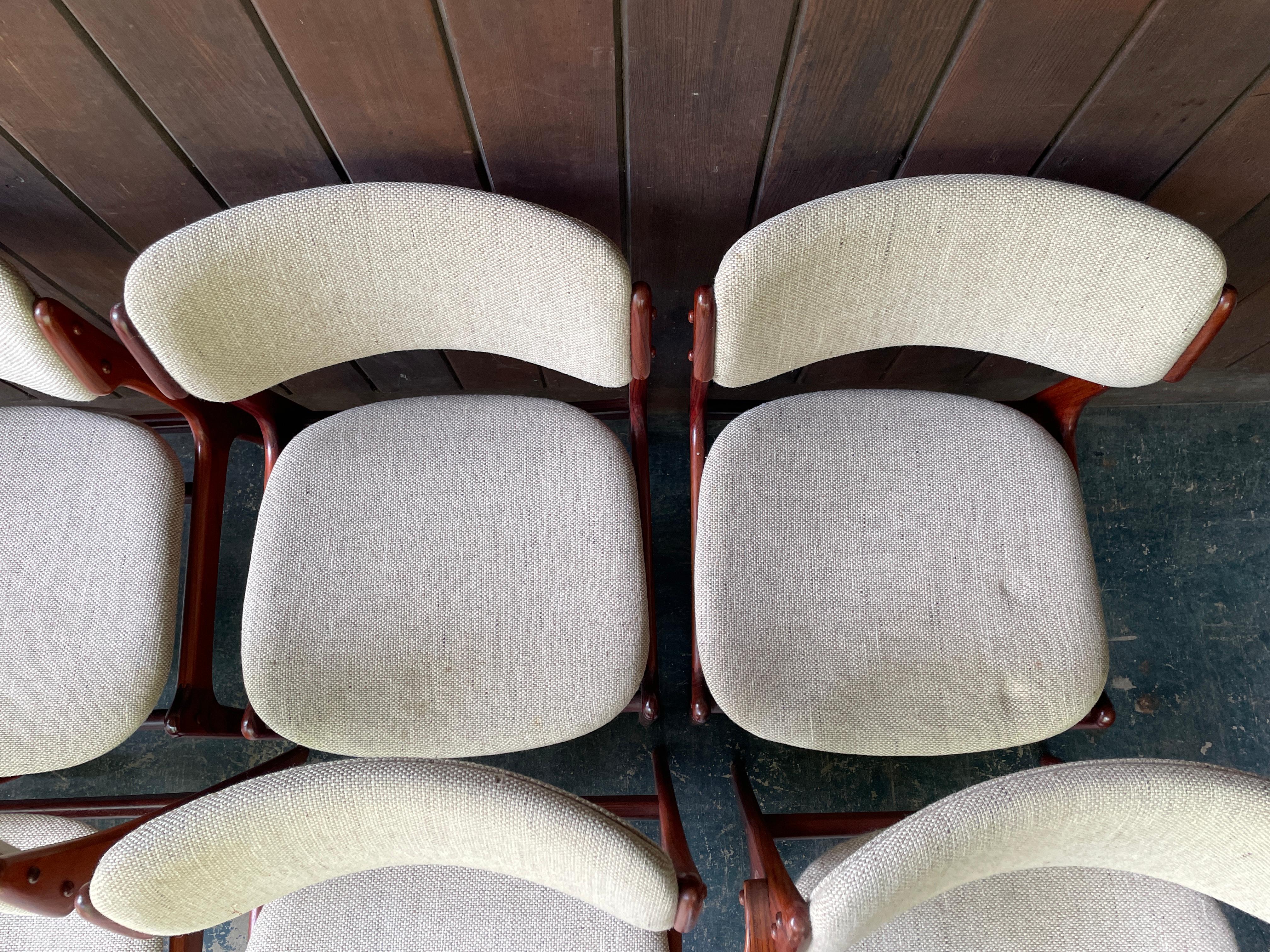 8 sillas/sillones de comedor daneses de palisandro Erik Buch para O.D. Mobler Modelo 49, 50 en venta 2
