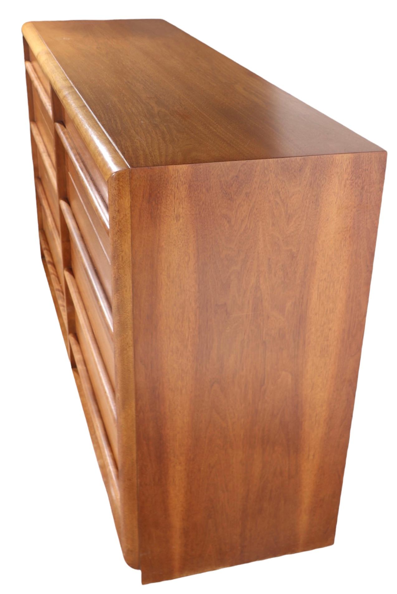 8 Drawer Double Dresser Designed by Robsjohn Gibbings for Widdicomb For Sale 2