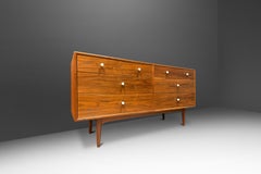 8-Drawer Dresser in Walnut, Kipp Stewart, Drexel's Declaration Line, USA, 1960's