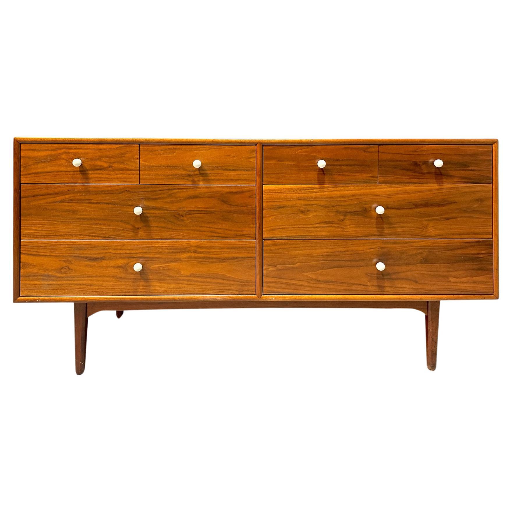 8-Drawer Dresser in Walnut, Kipp Stewart, Drexel's Declaration Line, USA, 1960's