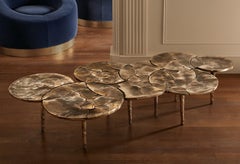 Mesa de centro "8 gotas secas" de bronce de Erwan Boulloud.