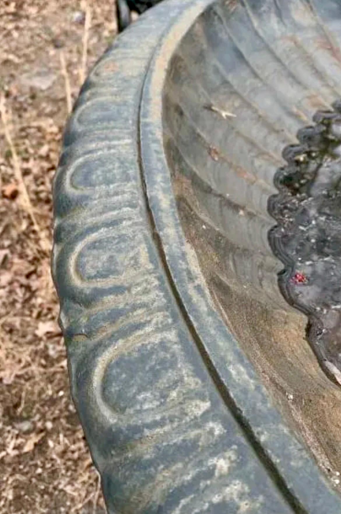 20ième siècle Fontaine en fonte de 8 pieds