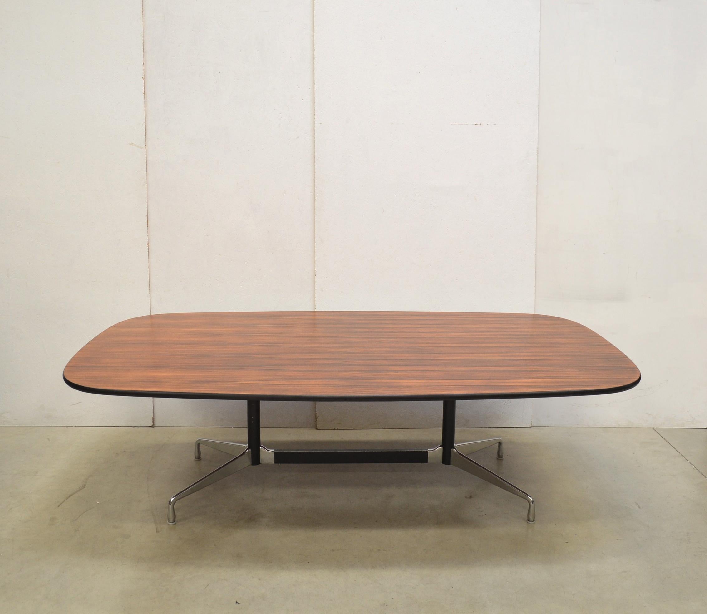 8-Foot Segmented Table by Charles Eames for Herman Miller 1970s In Good Condition In Aachen, NW