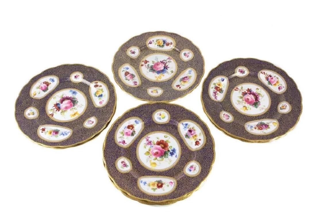 8 George Jones pour Tiffany & Co. Assiettes plates à bord festonné, vers 1900 Signé Bon état - En vente à Gardena, CA