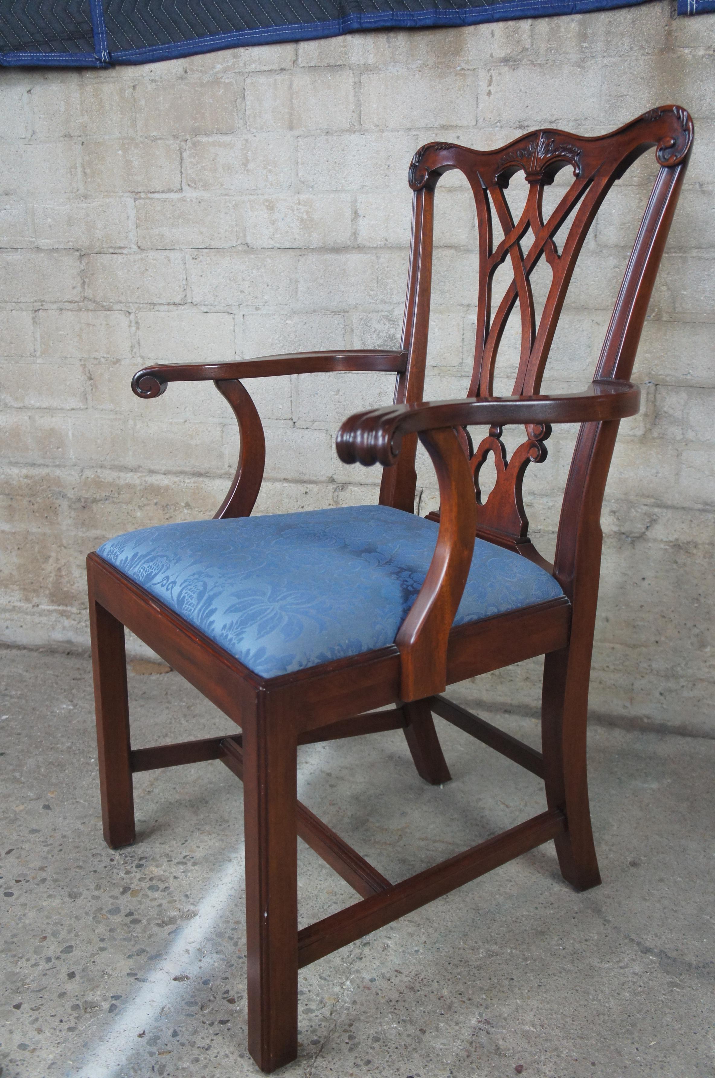 20th Century 8 Henkel Harris Genuine Mahogany Carved Chippendale Dining Chairs