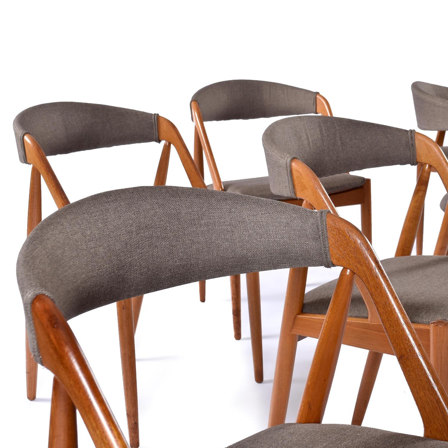 8 Sedie da pranzo in teak danesi Kai Kristiansen modello 31, moderne e di metà secolo in vendita 3